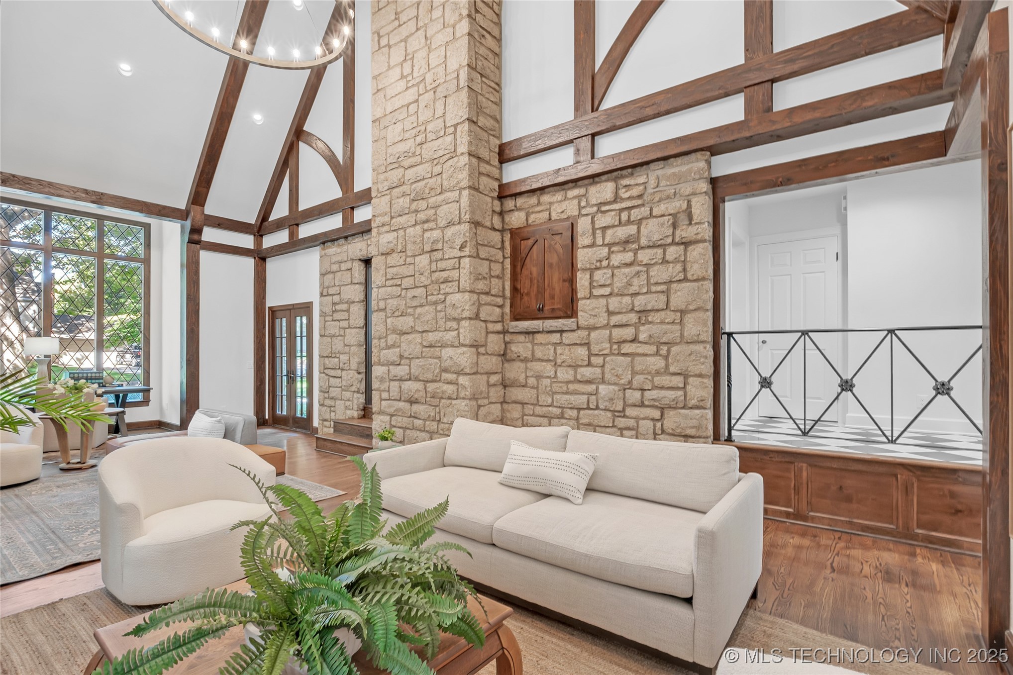 1732 E 30th Place Property Photo 20