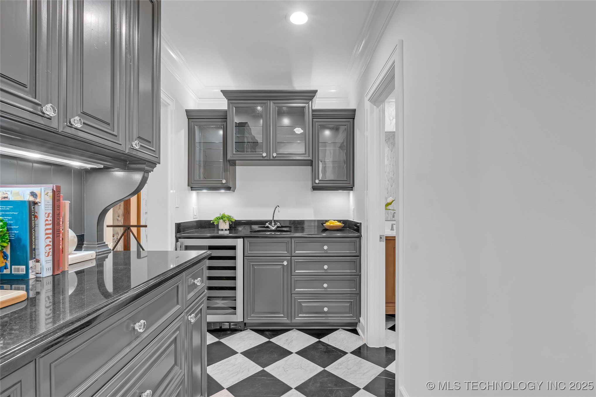 1732 E 30th Place Property Photo 32