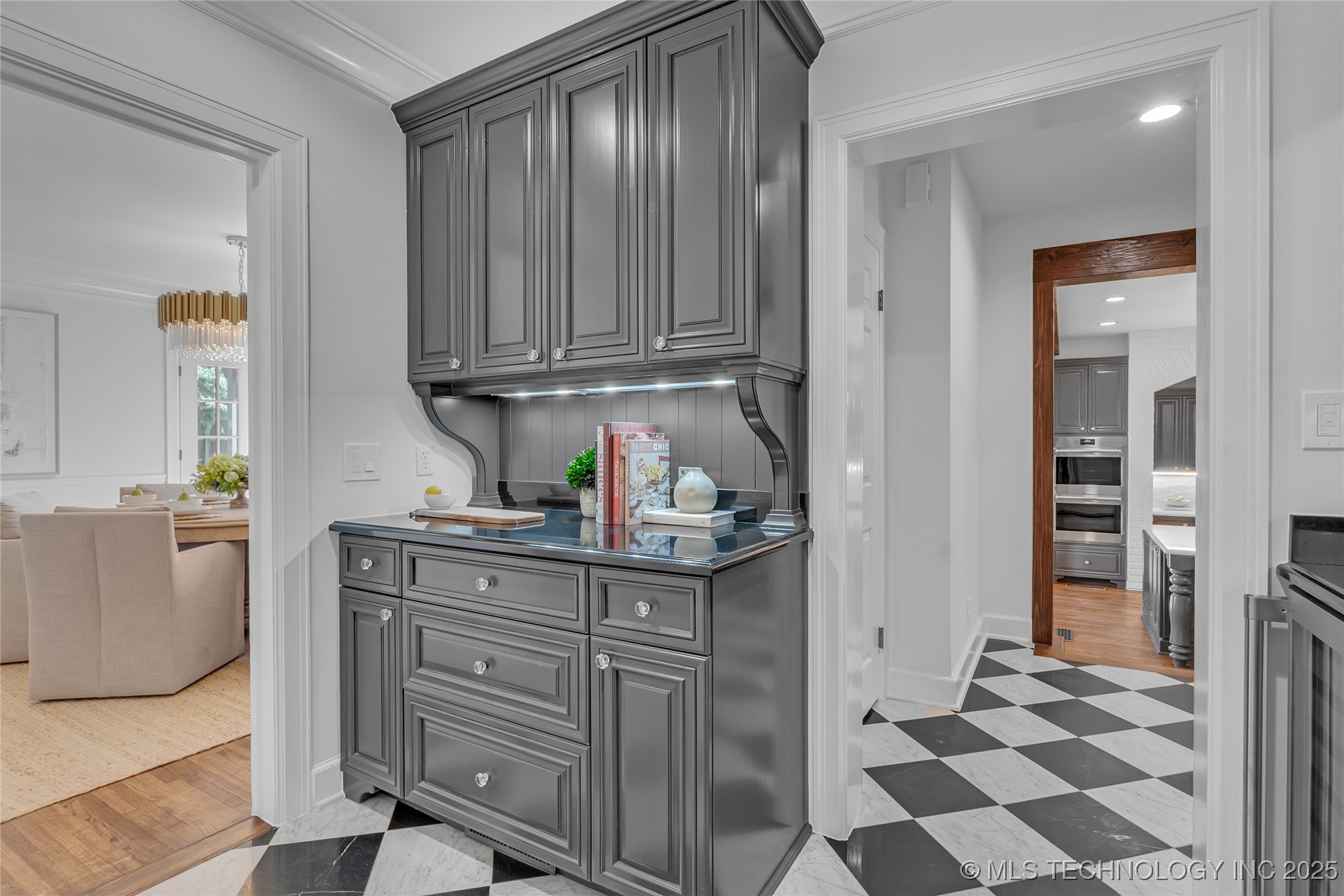 1732 E 30th Place Property Photo 34