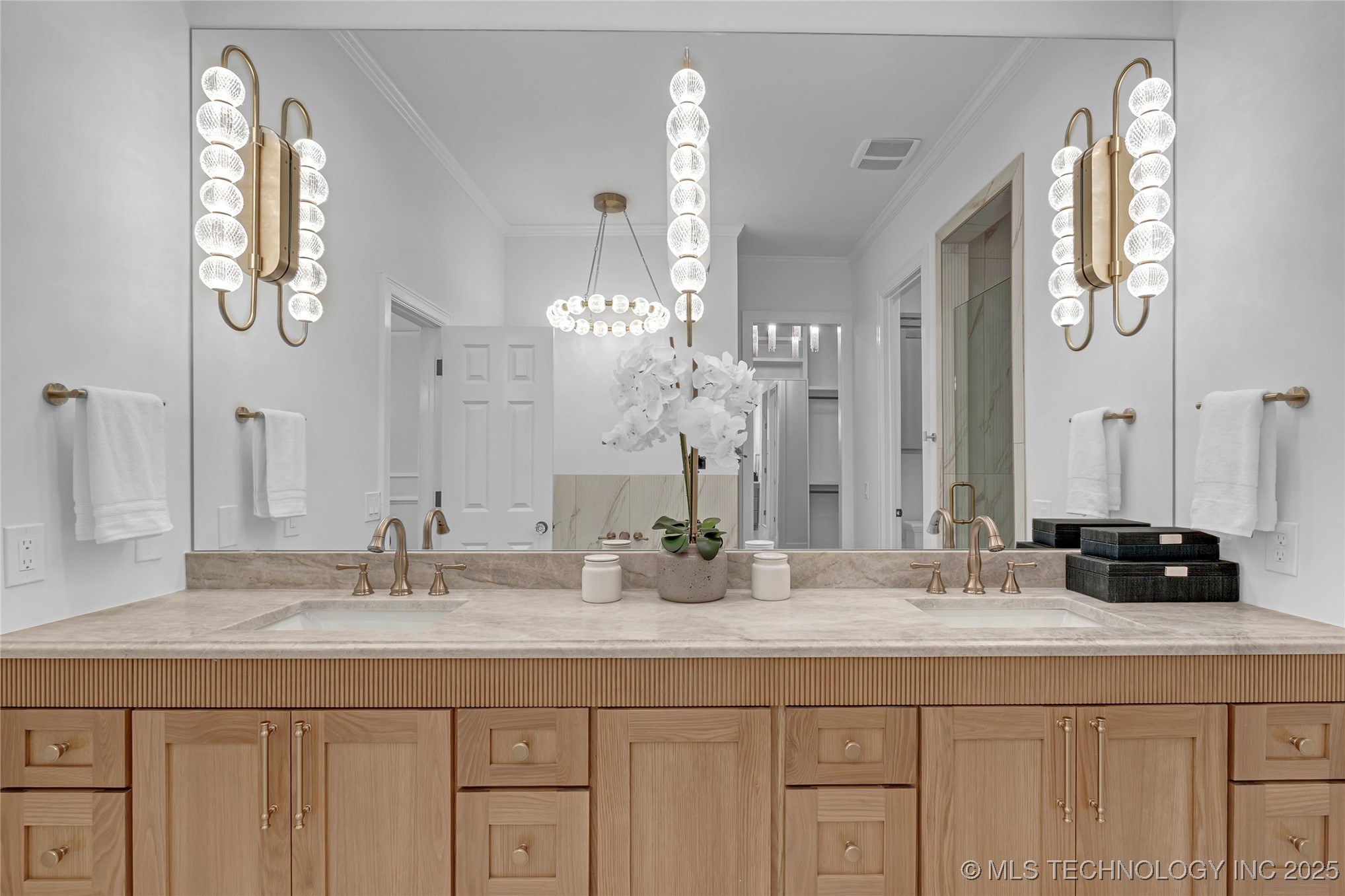 1732 E 30th Place Property Photo 43