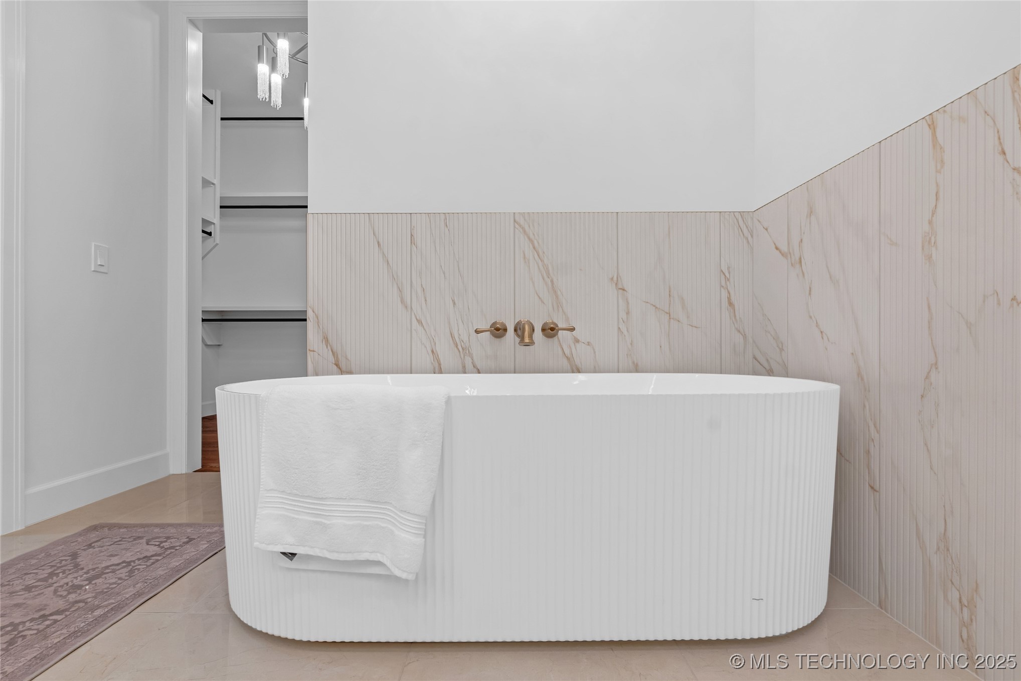 1732 E 30th Place Property Photo 45