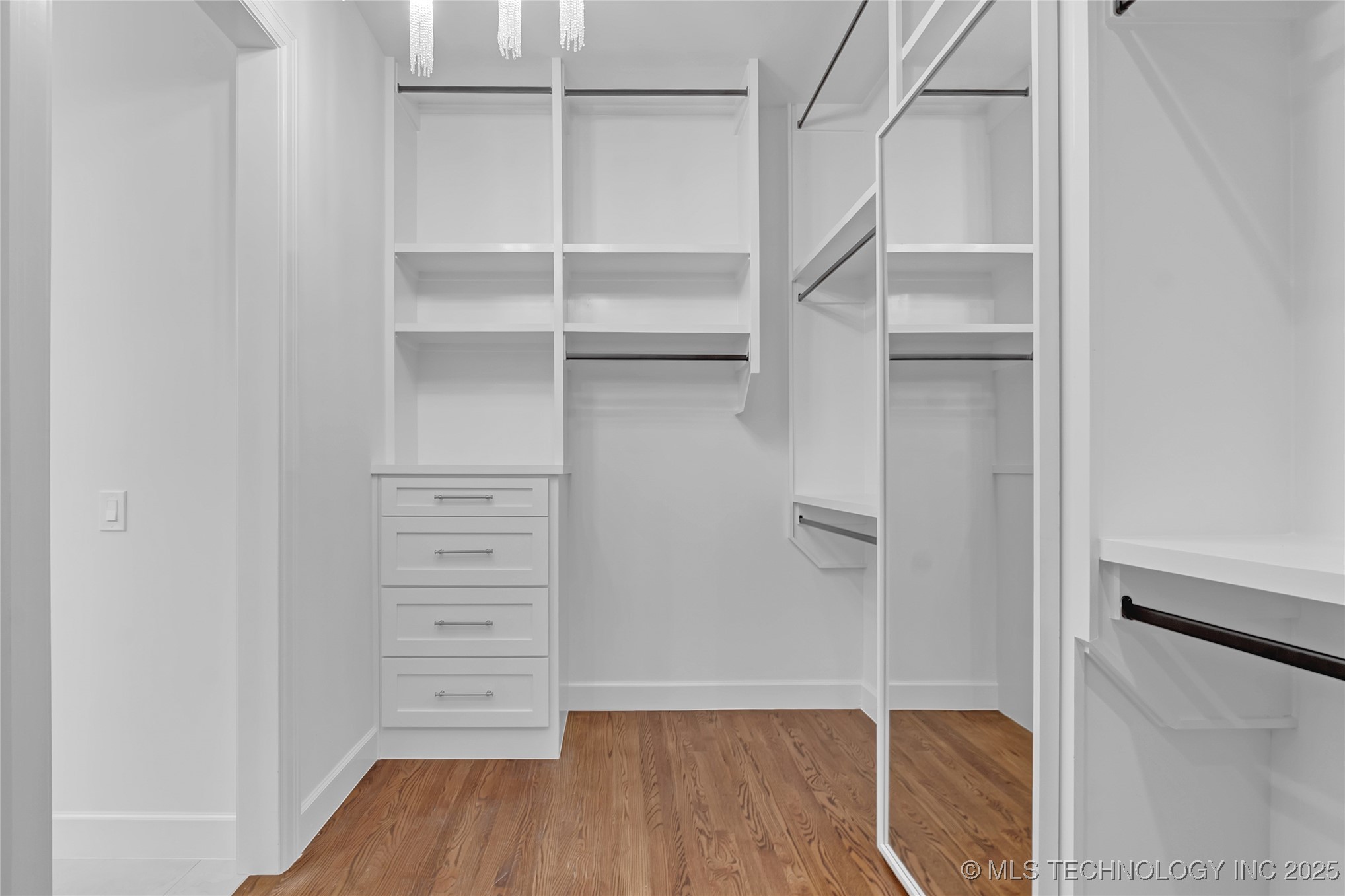 1732 E 30th Place Property Photo 47