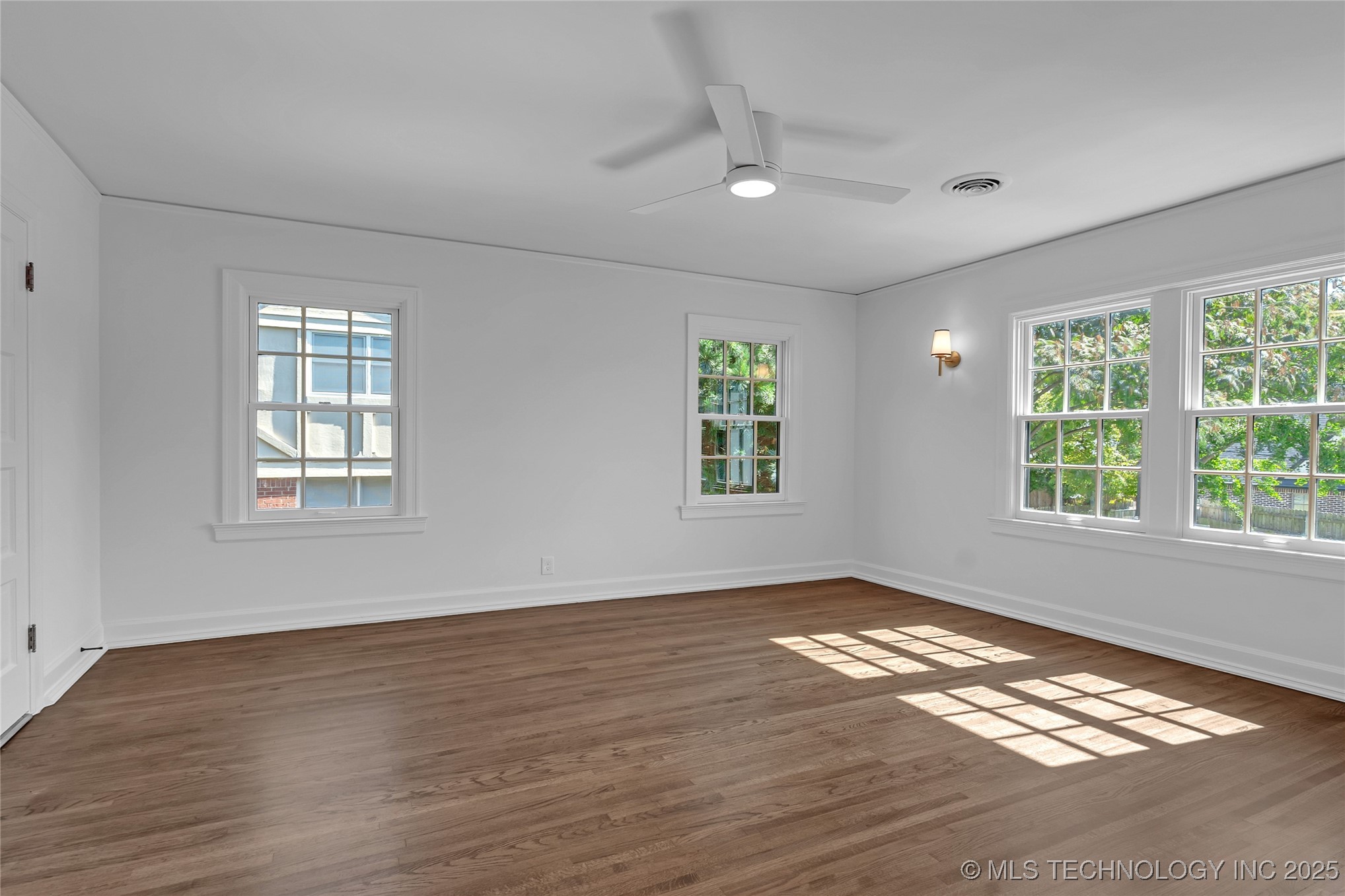 1732 E 30th Place Property Photo 53