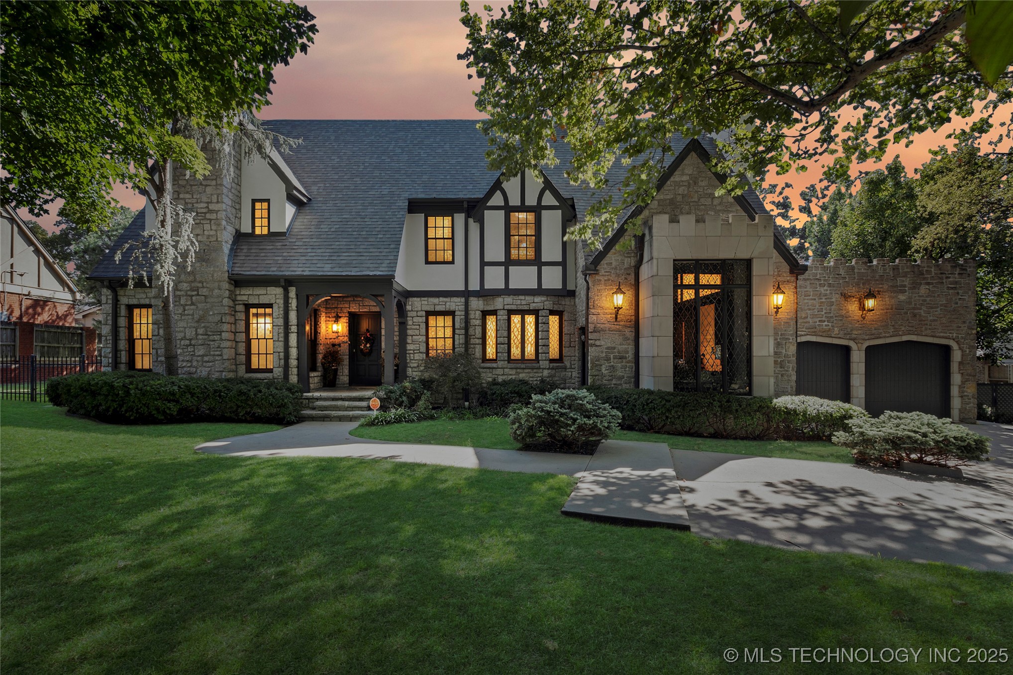 1732 E 30th Place Property Photo 64