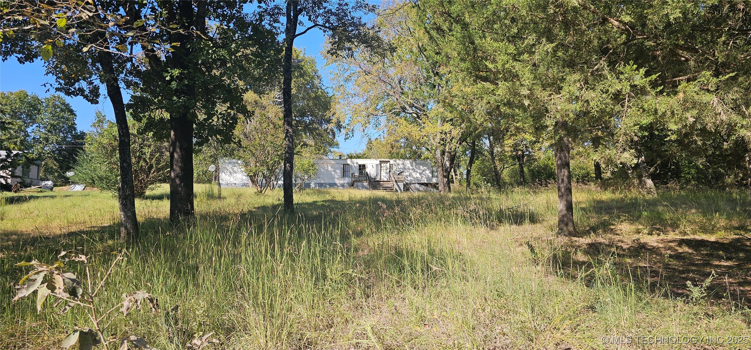 459193 1115 Drive Property Photo 1