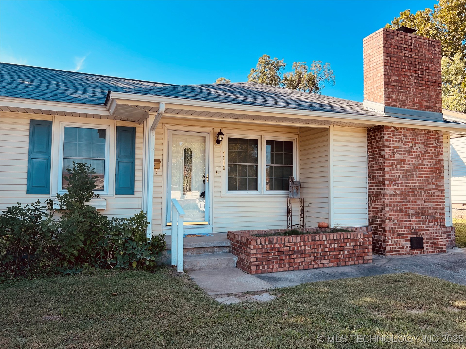 4136 S 39th West Avenue Property Photo 1