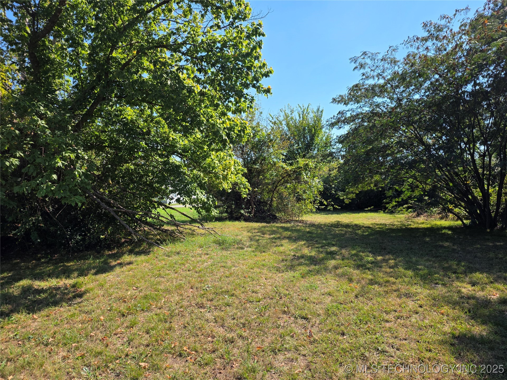 1410 SE White Street Property Photo 1