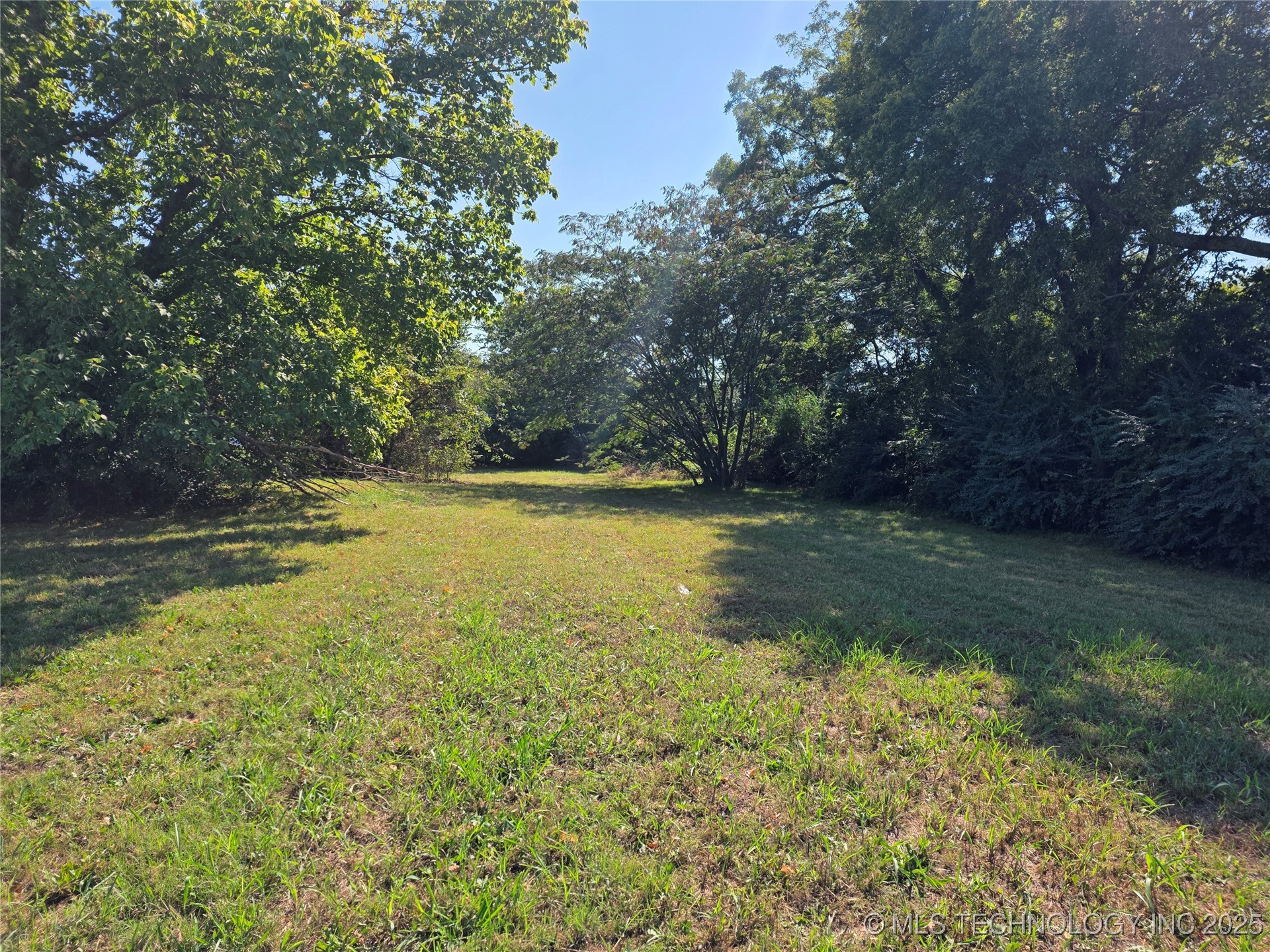 1410 Se White Street Property Photo 2