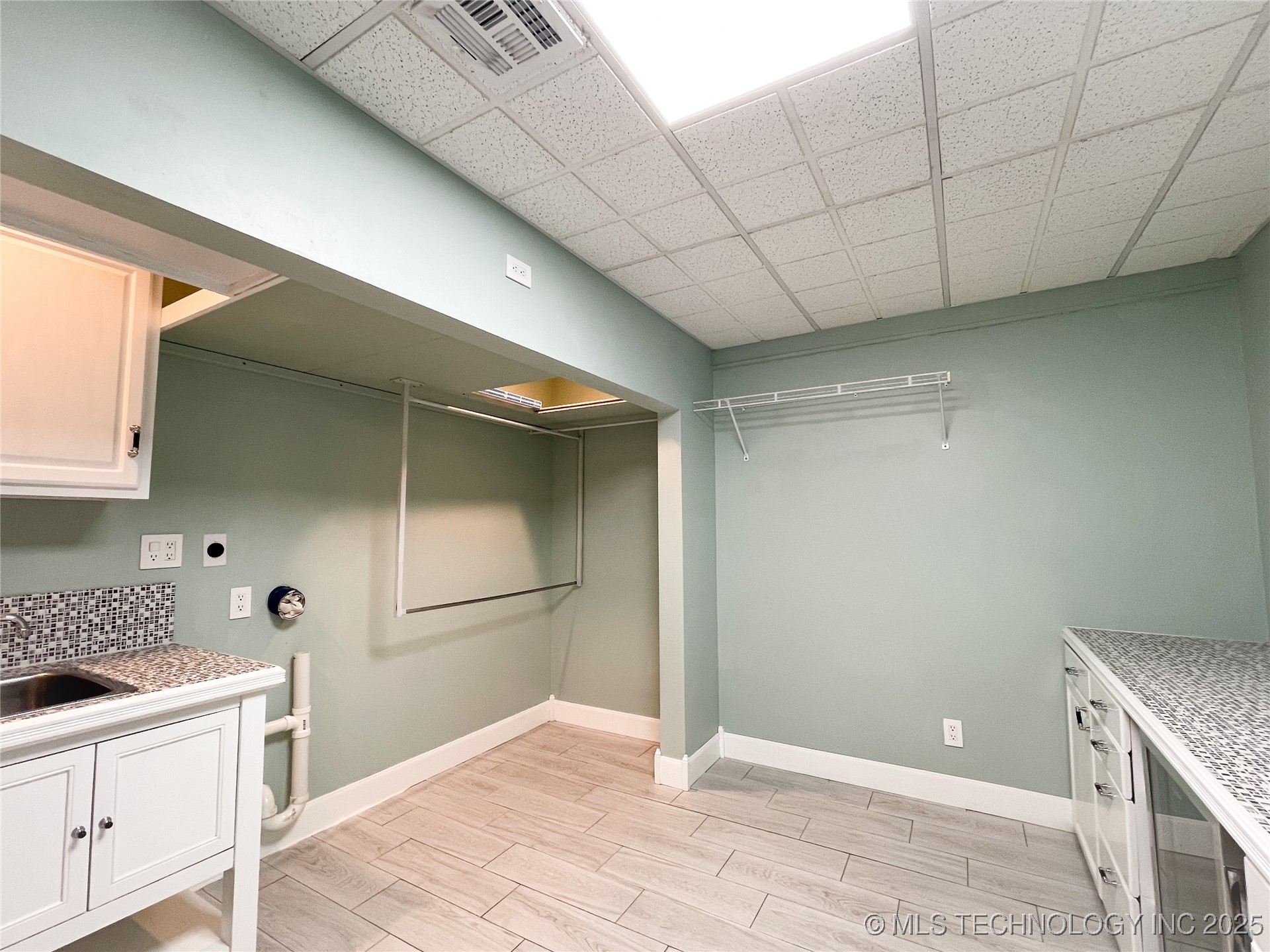 72036 S 324 Road Property Photo 9