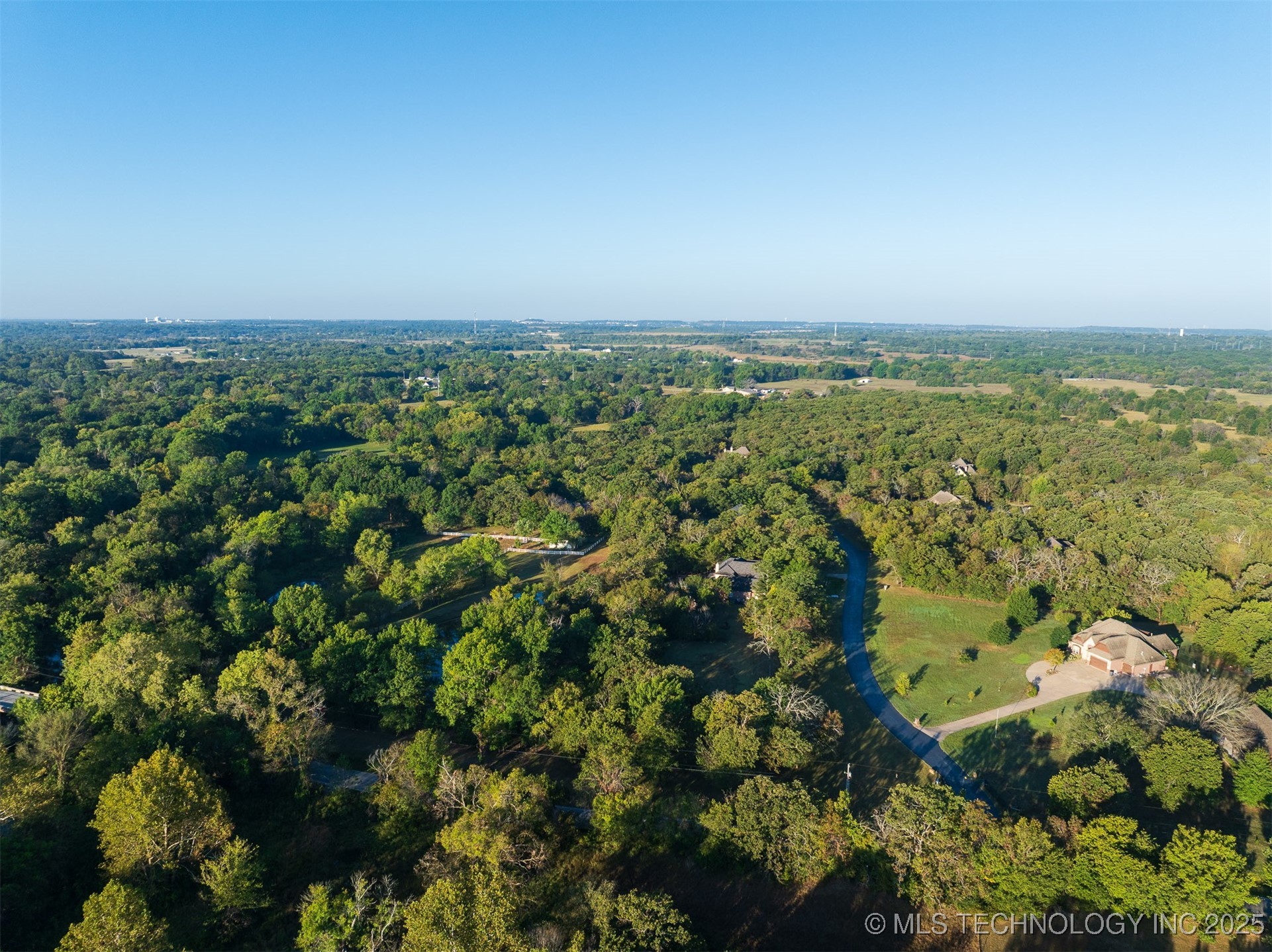 25650 E 46th Street S Property Photo 27