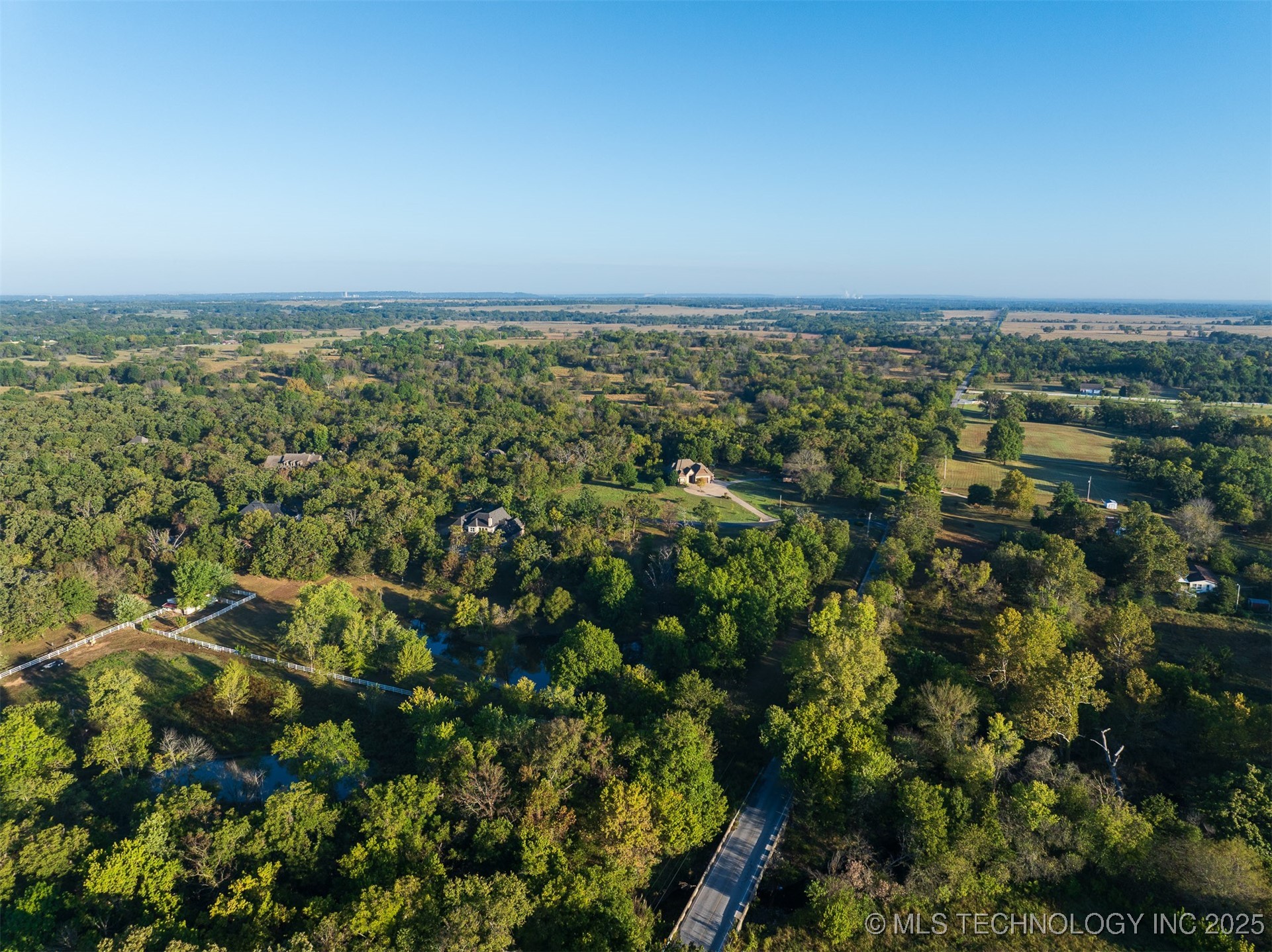 25650 E 46th Street S Property Photo 32