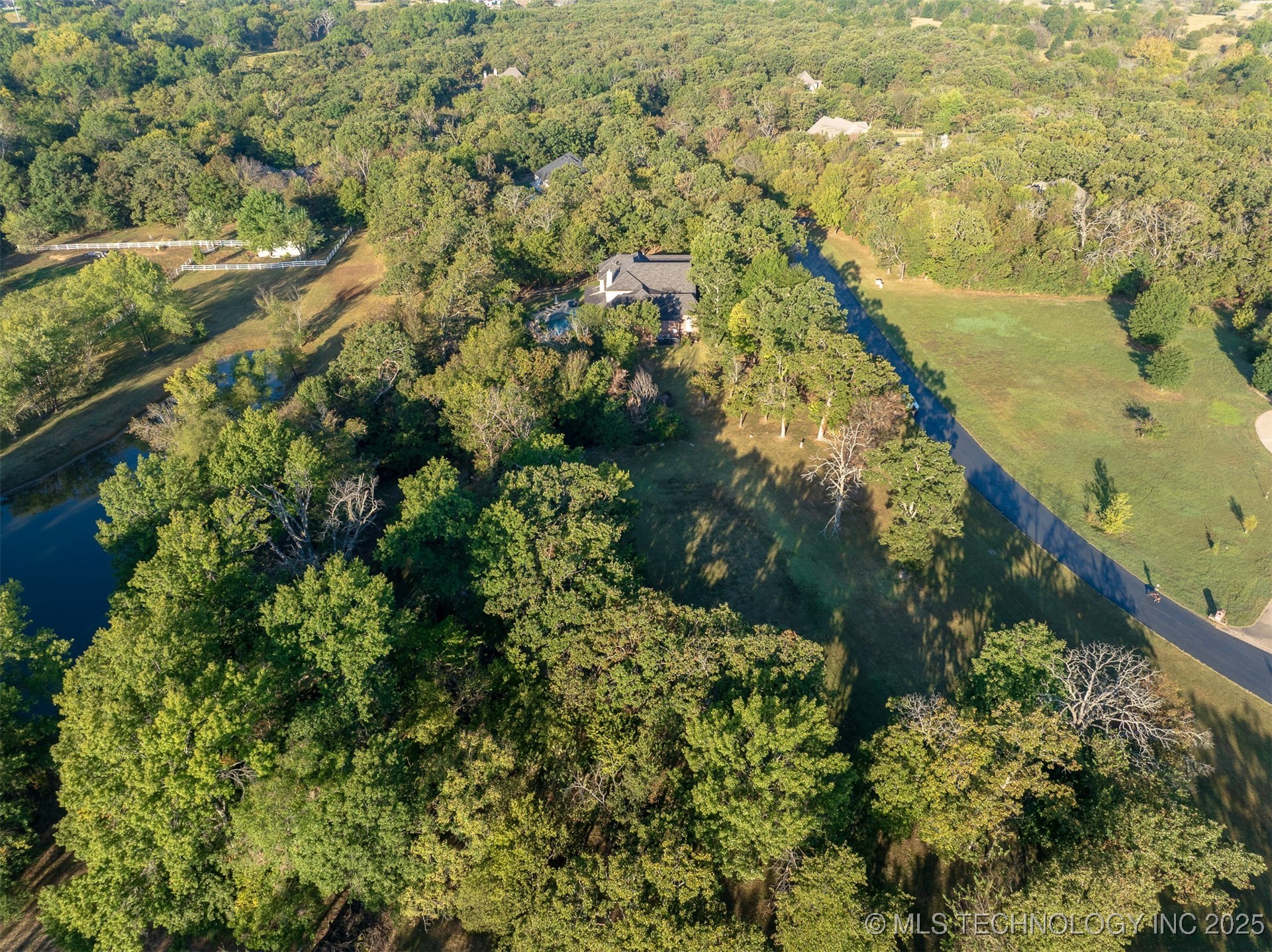 25650 E 46th Street S Property Photo 38