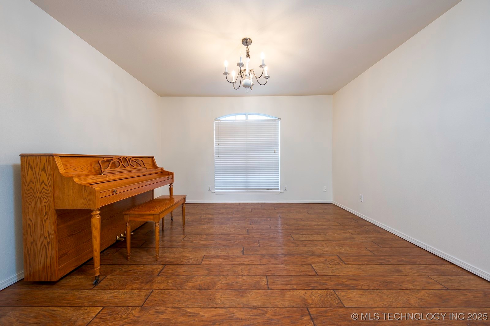 1605 N Preakness Property Photo 5