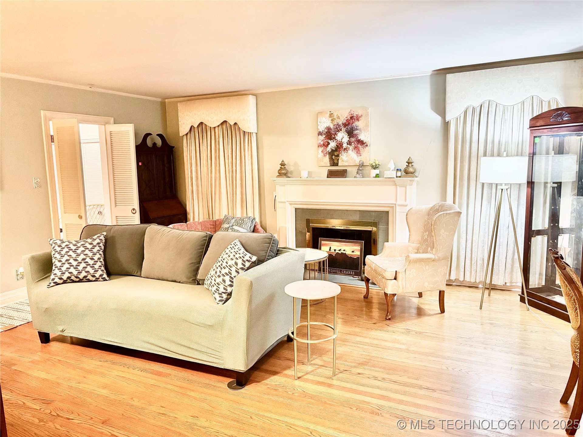 1704 Cherokee Property Photo 9