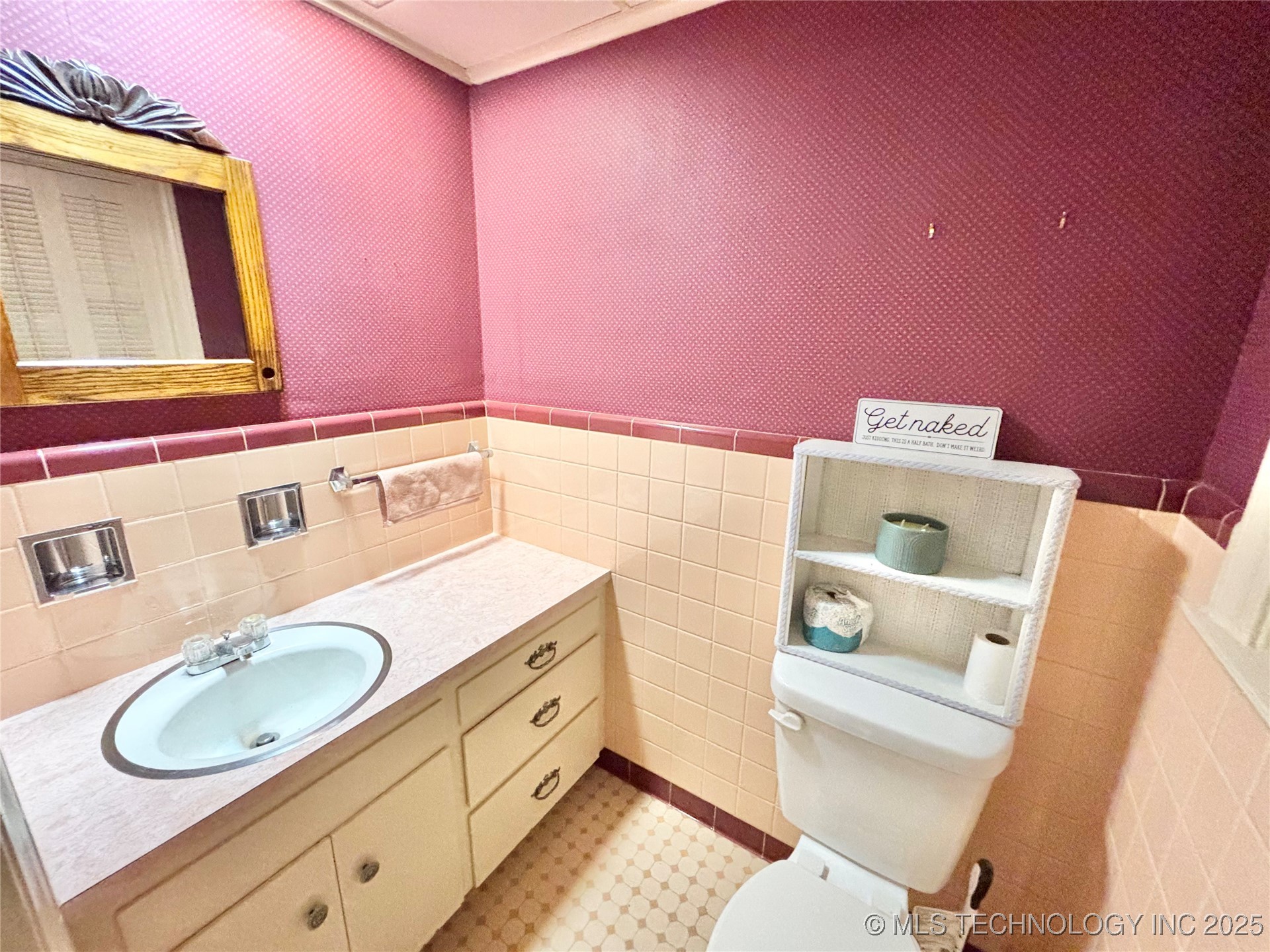 1704 Cherokee Property Photo 14