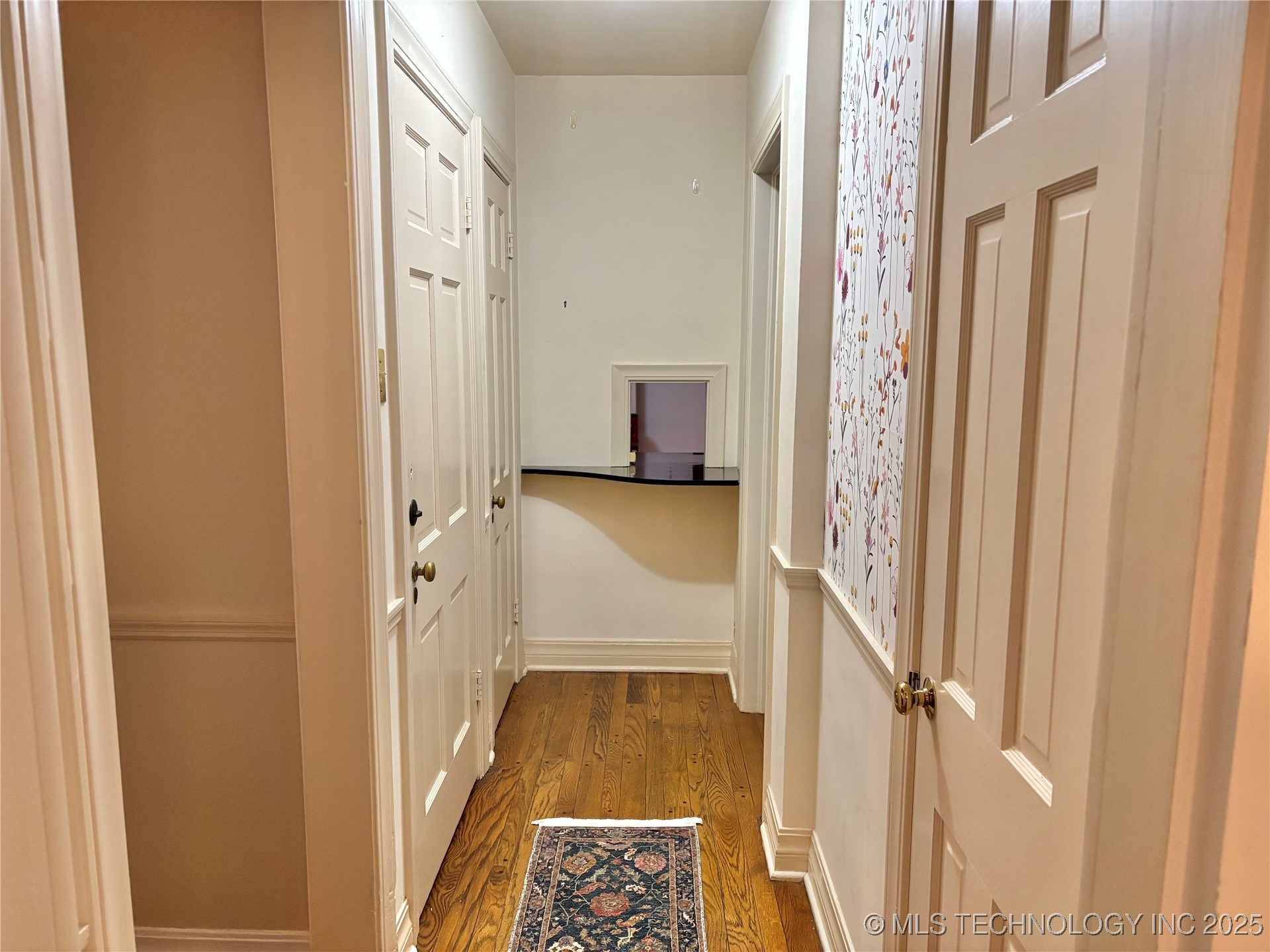 1704 Cherokee Property Photo 15