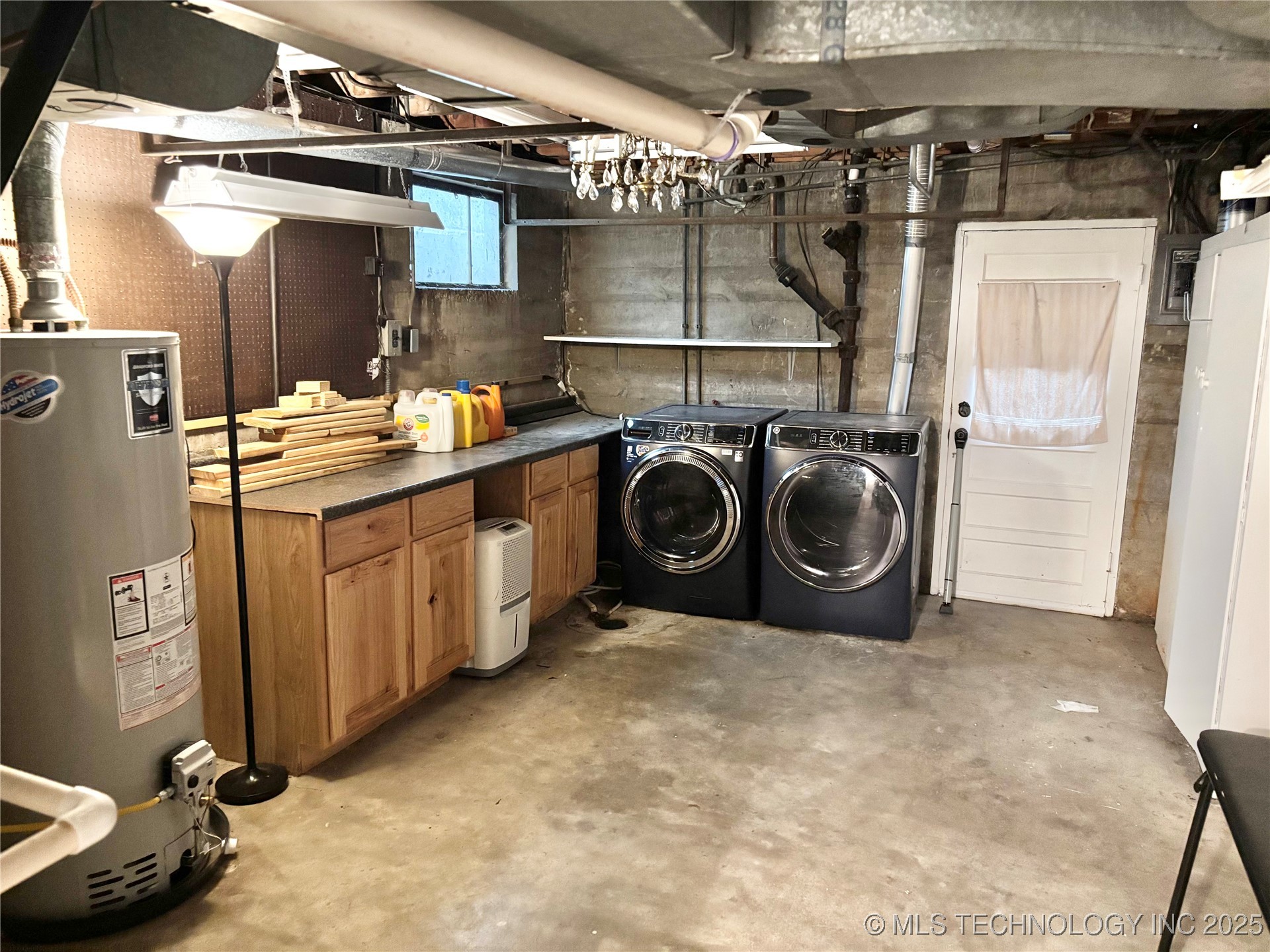 1704 Cherokee Property Photo 24