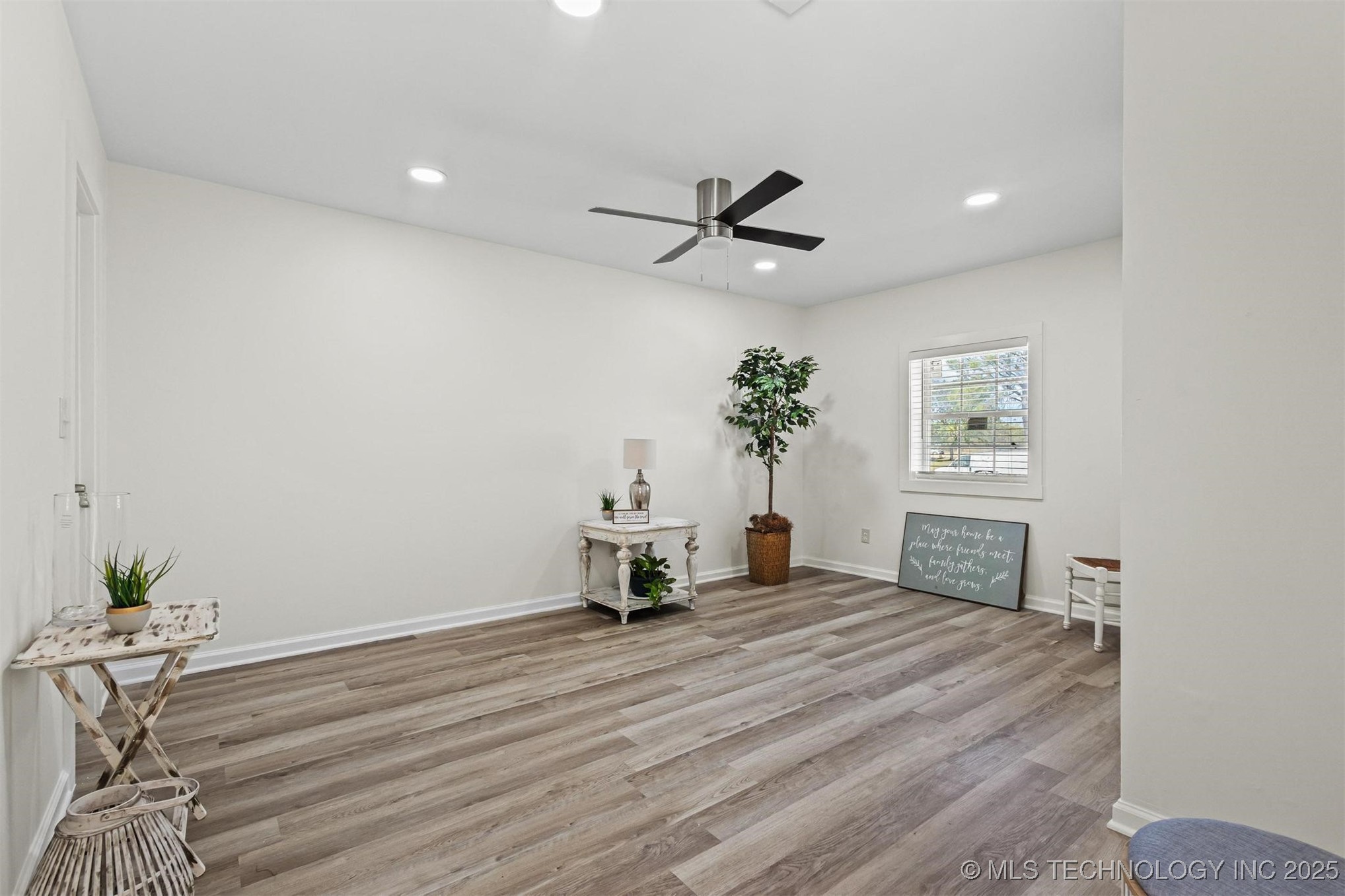 110 E Main Property Photo 13