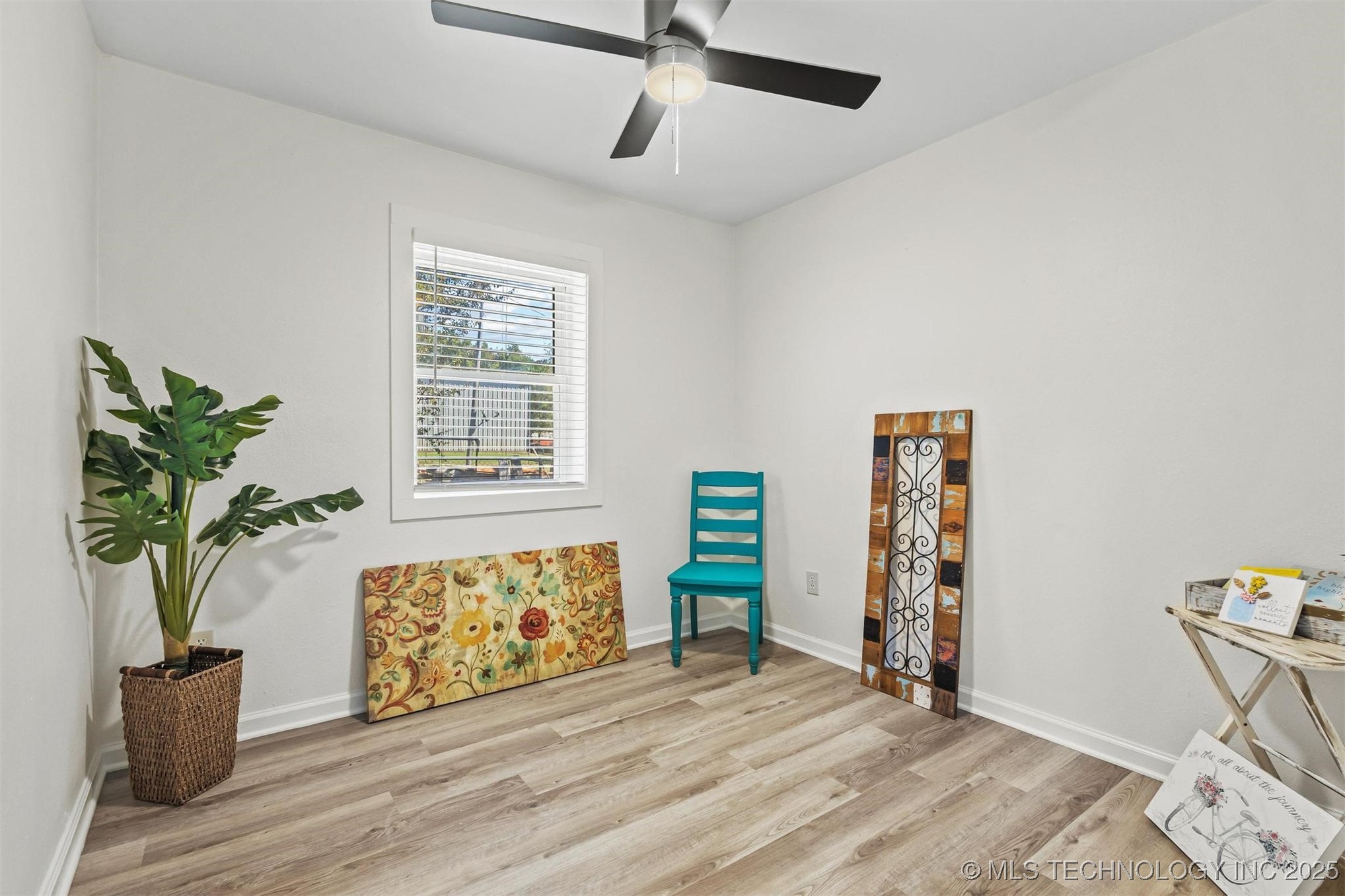 110 E Main Property Photo 19