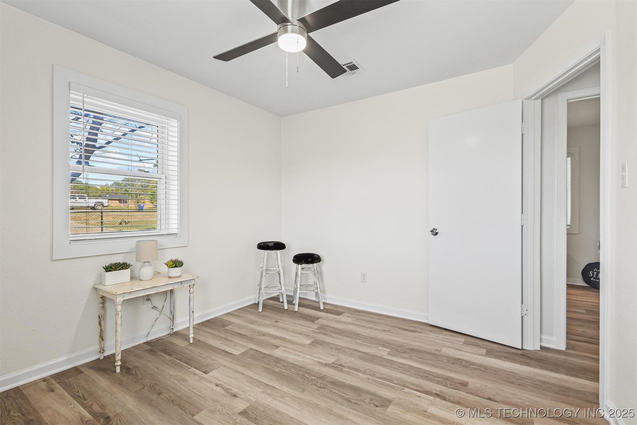 110 E Main Property Photo 22