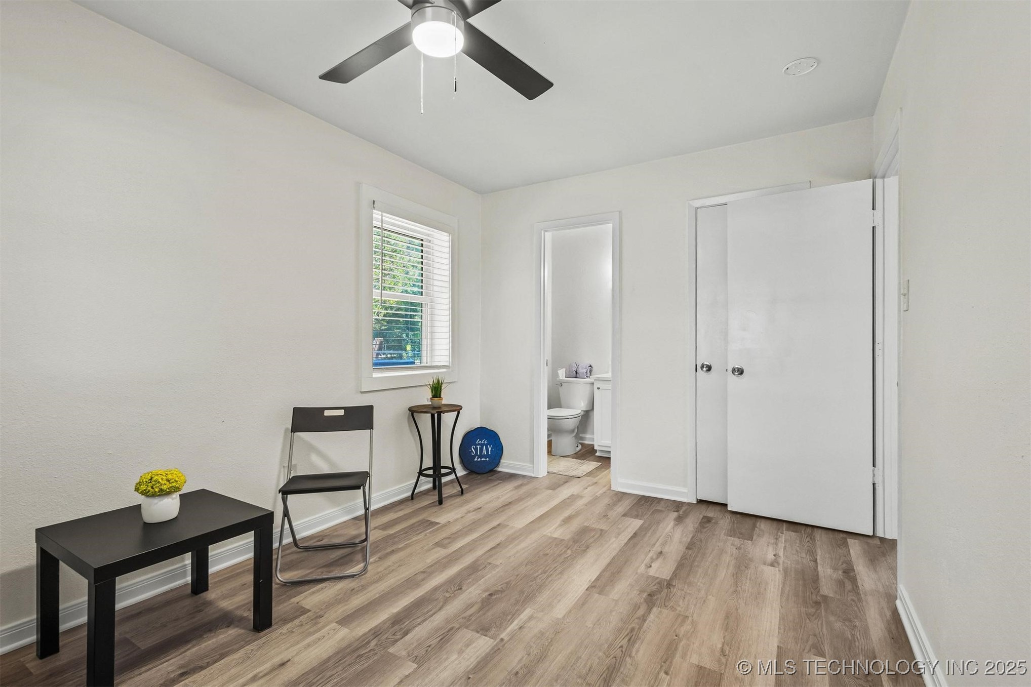 110 E Main Property Photo 28