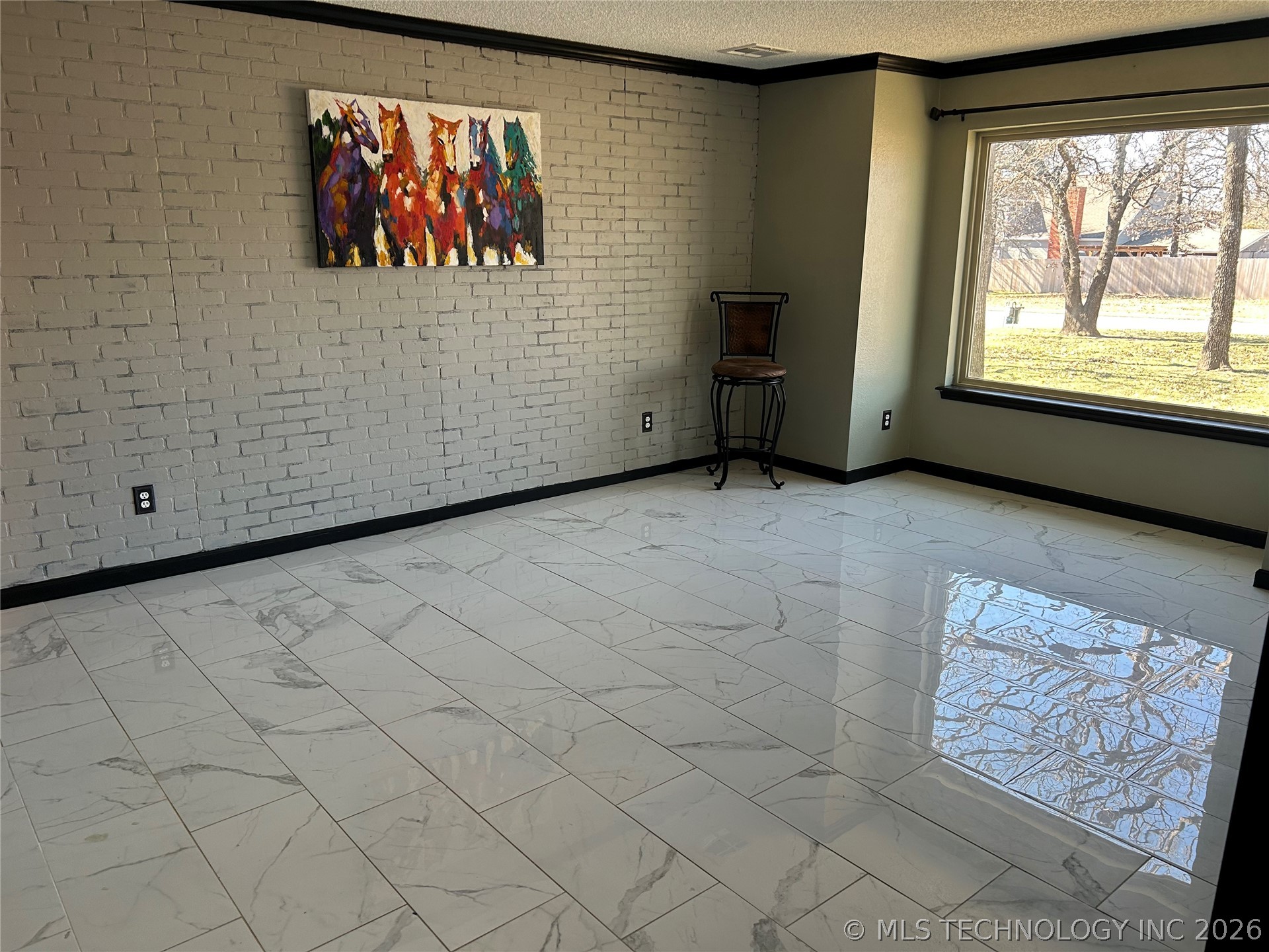 527 Pioneer Road Property Photo 5