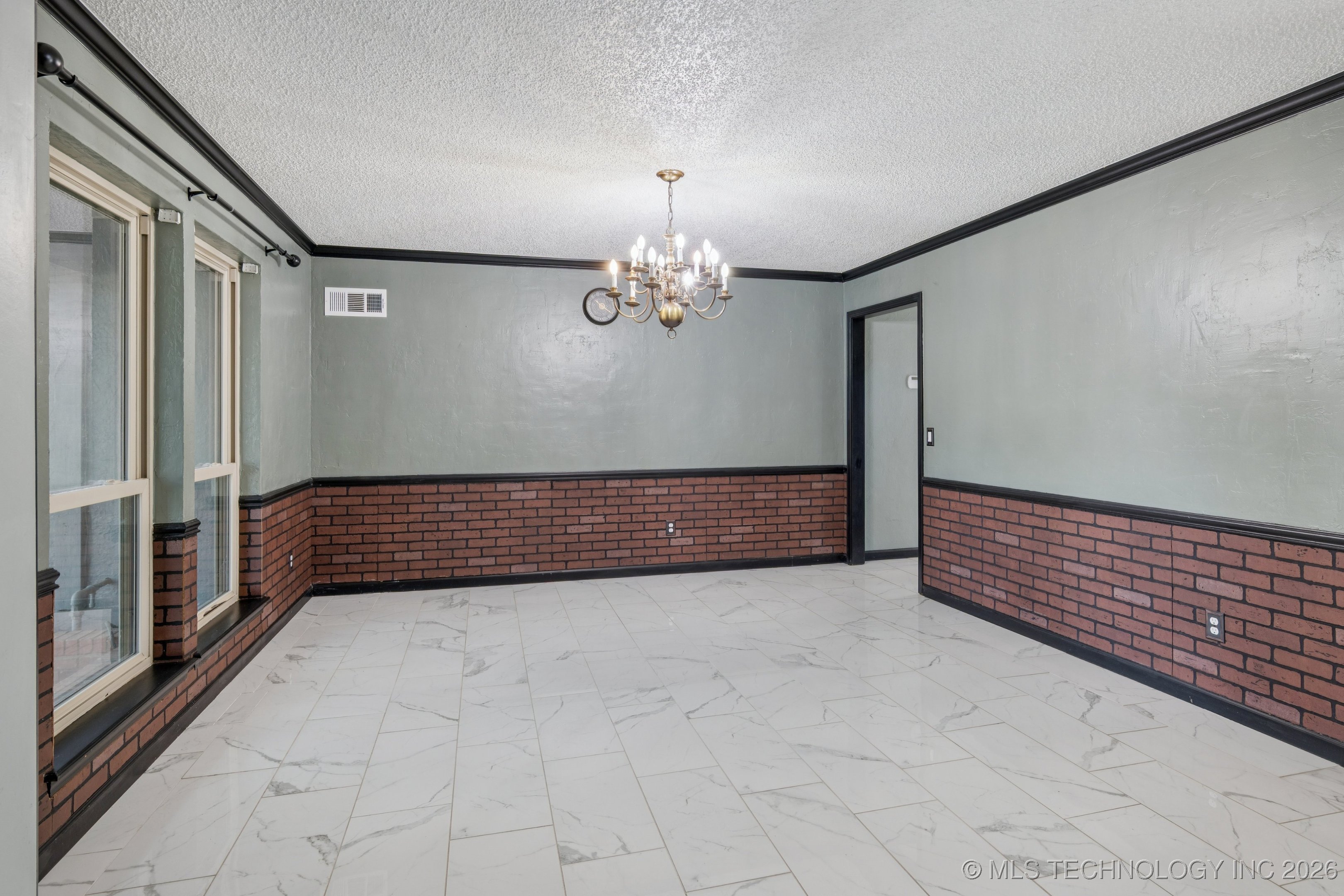 527 Pioneer Road Property Photo 7