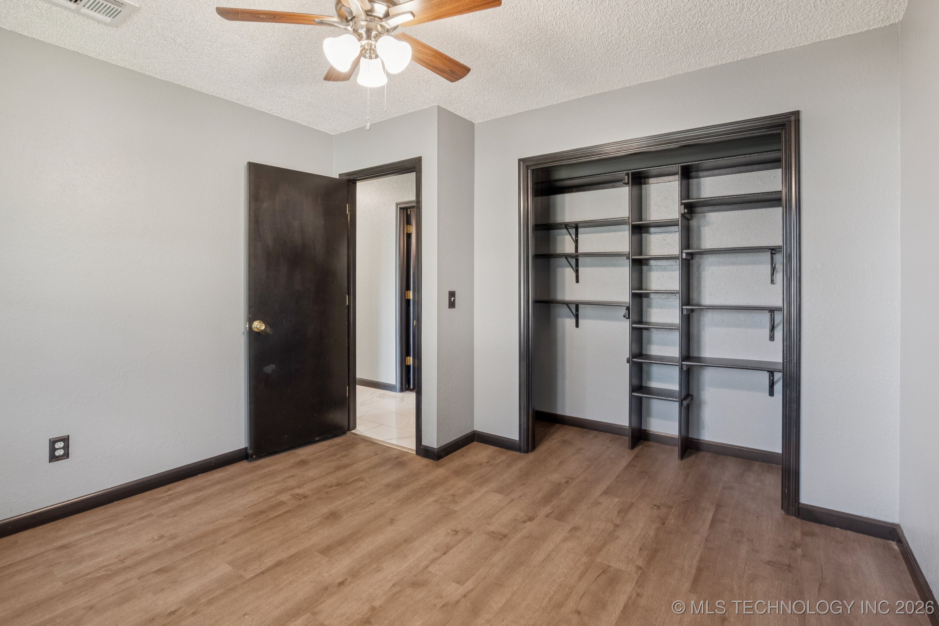 527 Pioneer Road Property Photo 29