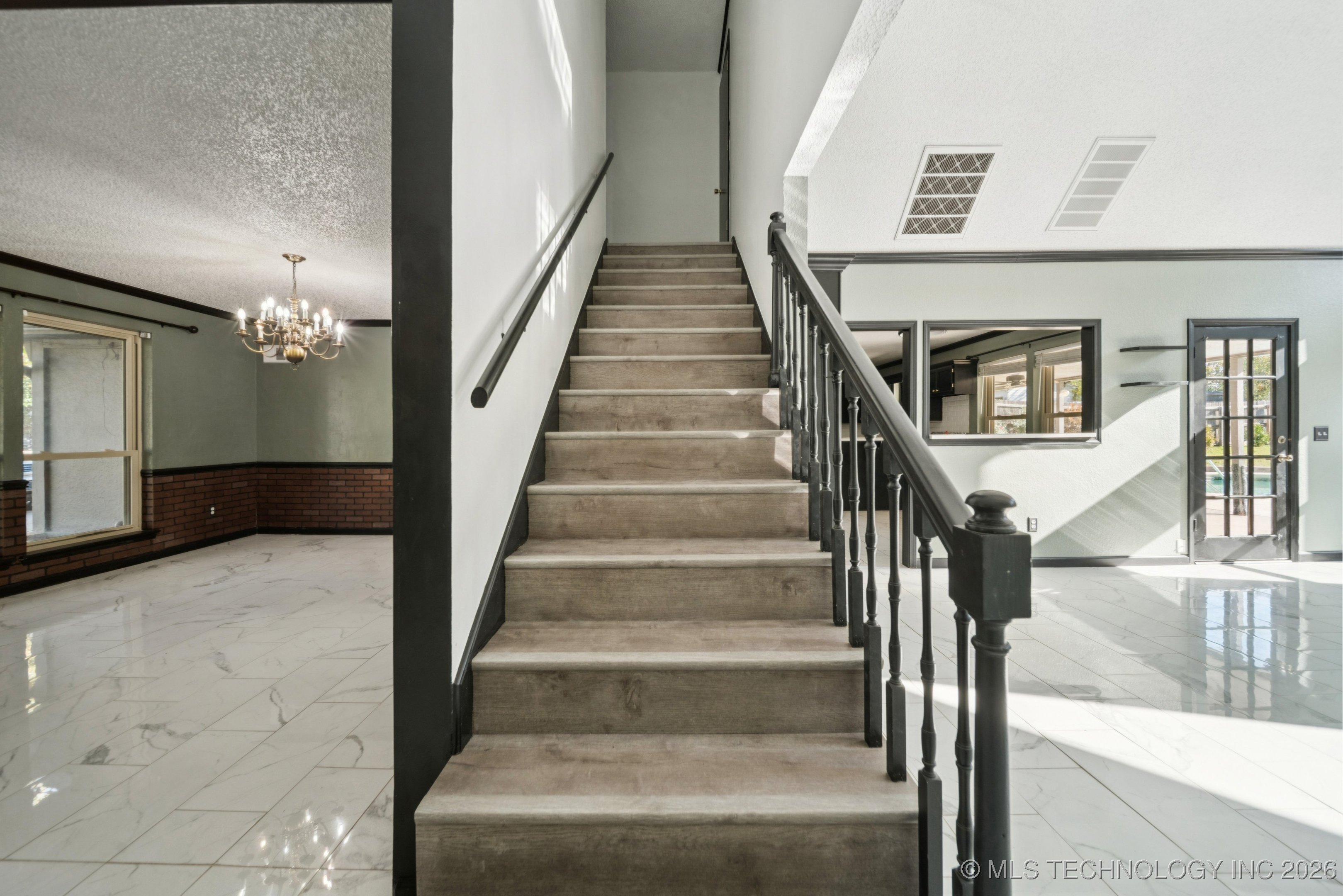 527 Pioneer Road Property Photo 30