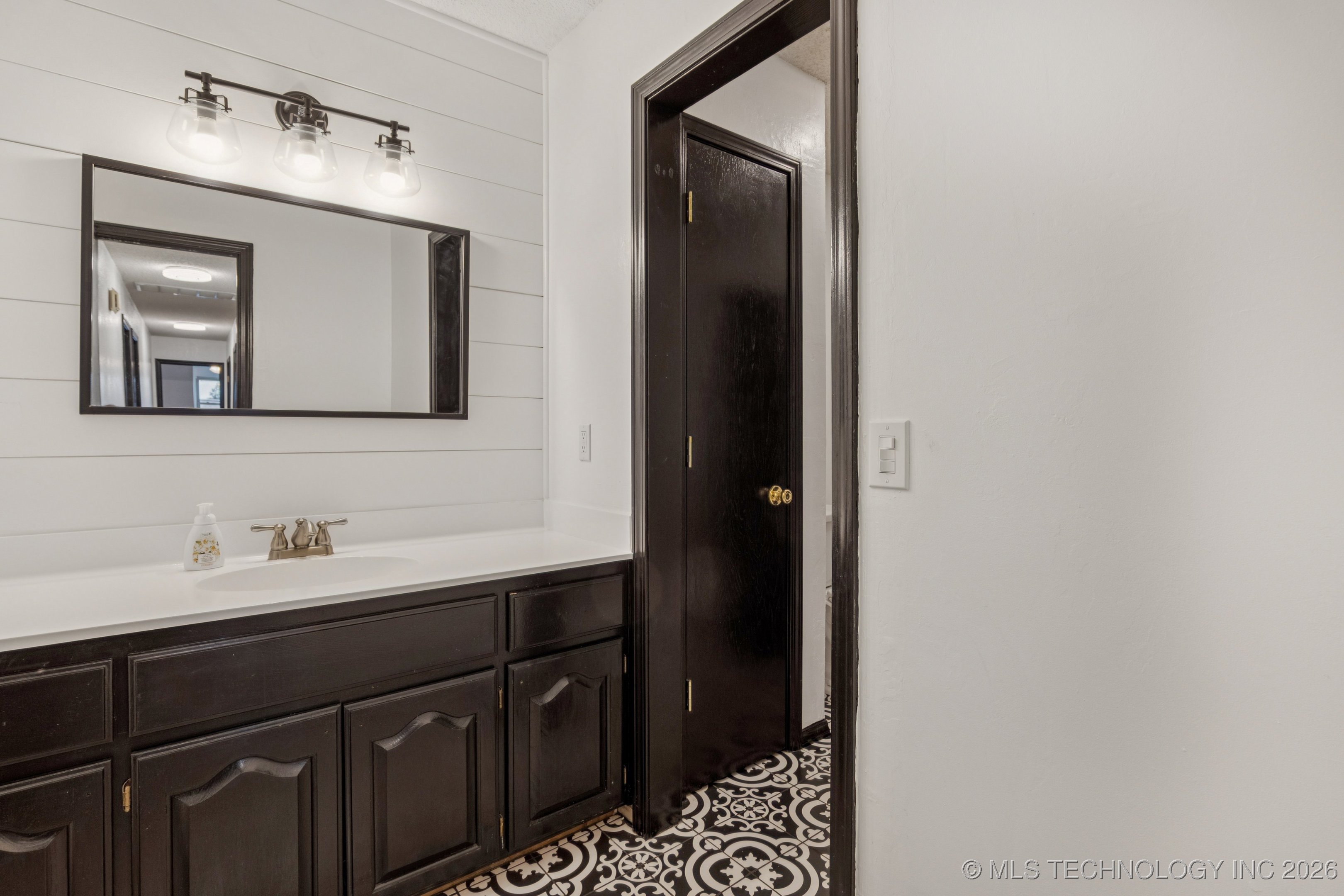 527 Pioneer Road Property Photo 33