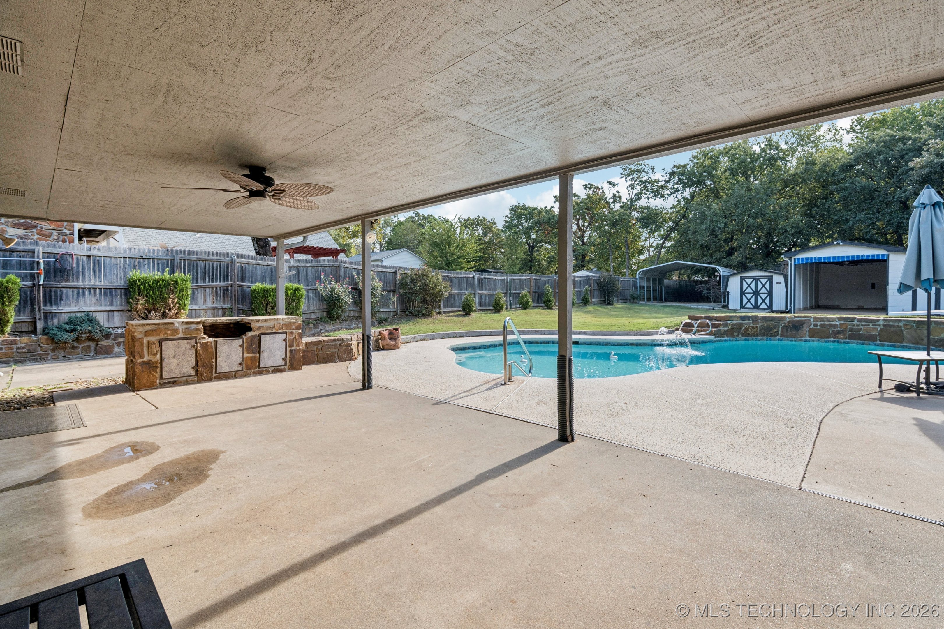 527 Pioneer Road Property Photo 40