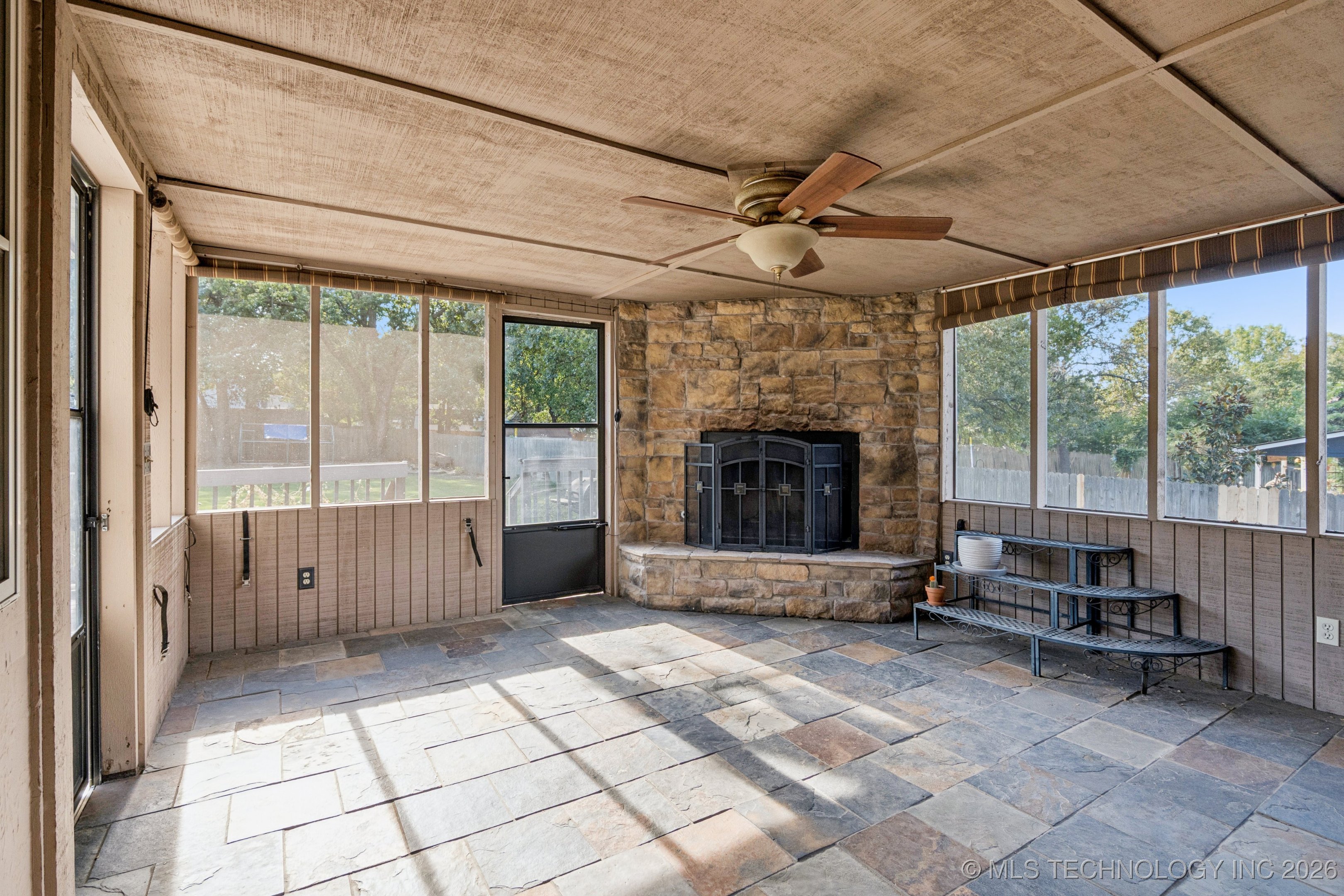 527 Pioneer Road Property Photo 44