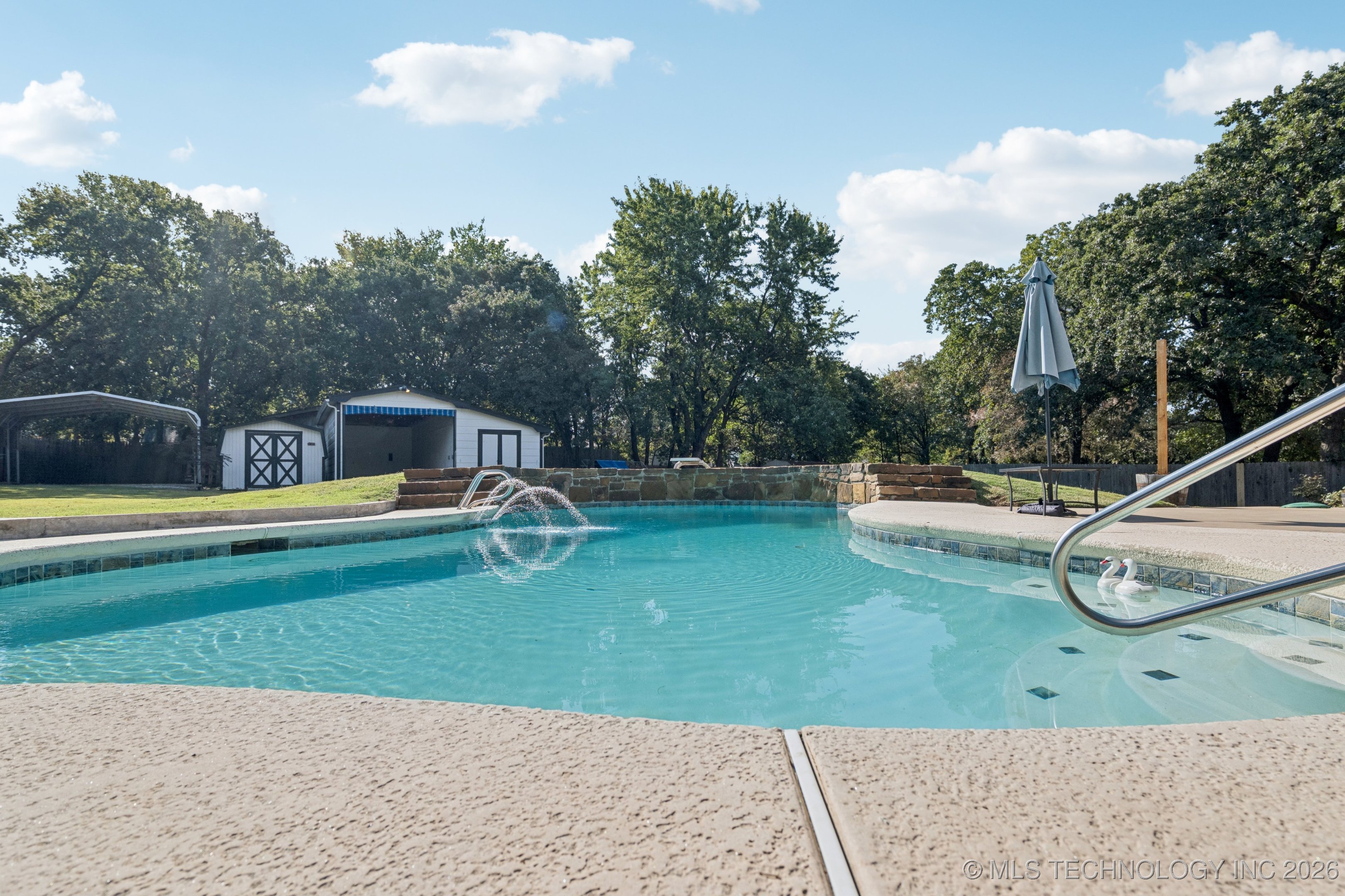 527 Pioneer Road Property Photo 50