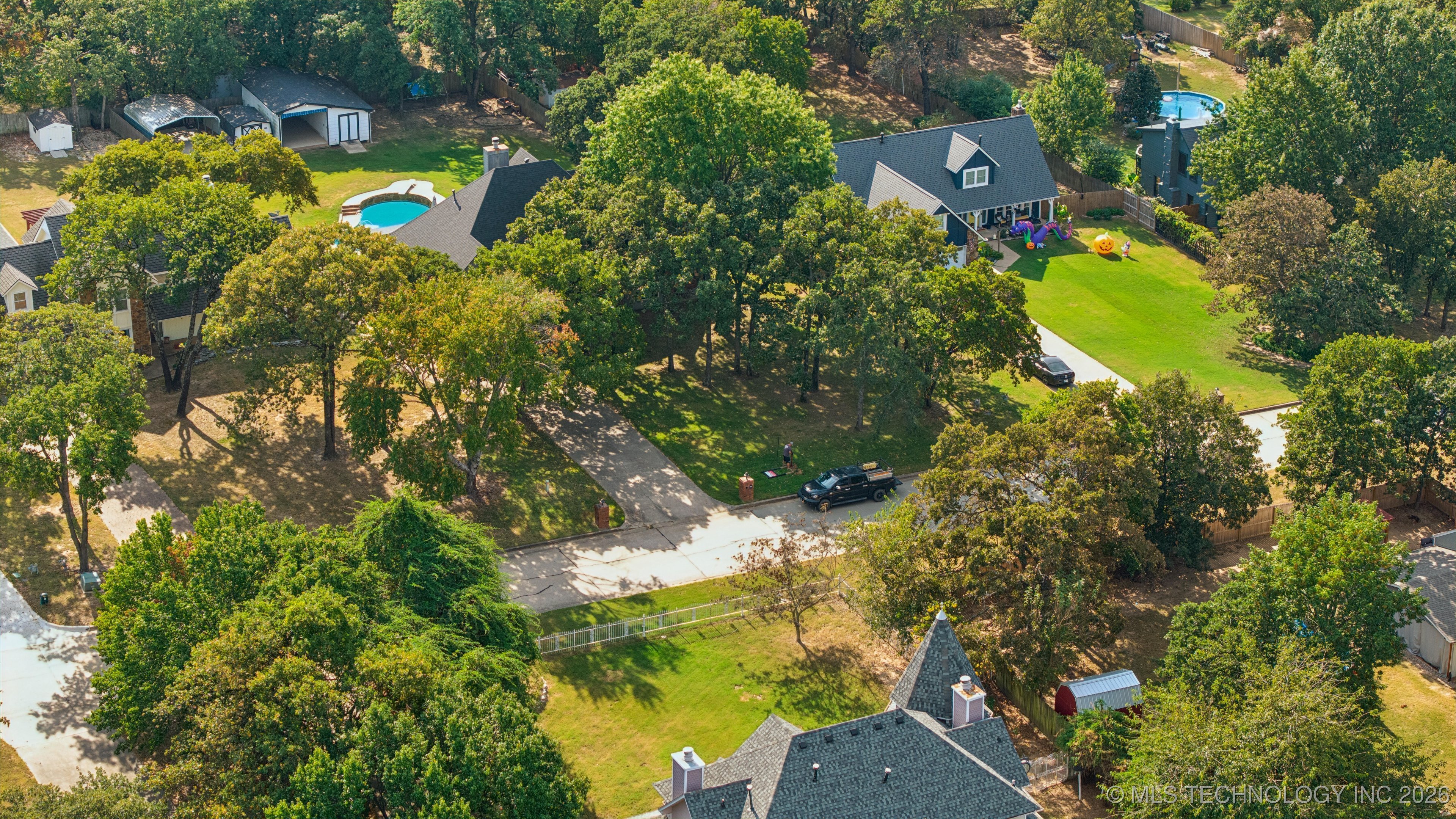 527 Pioneer Road Property Photo 58