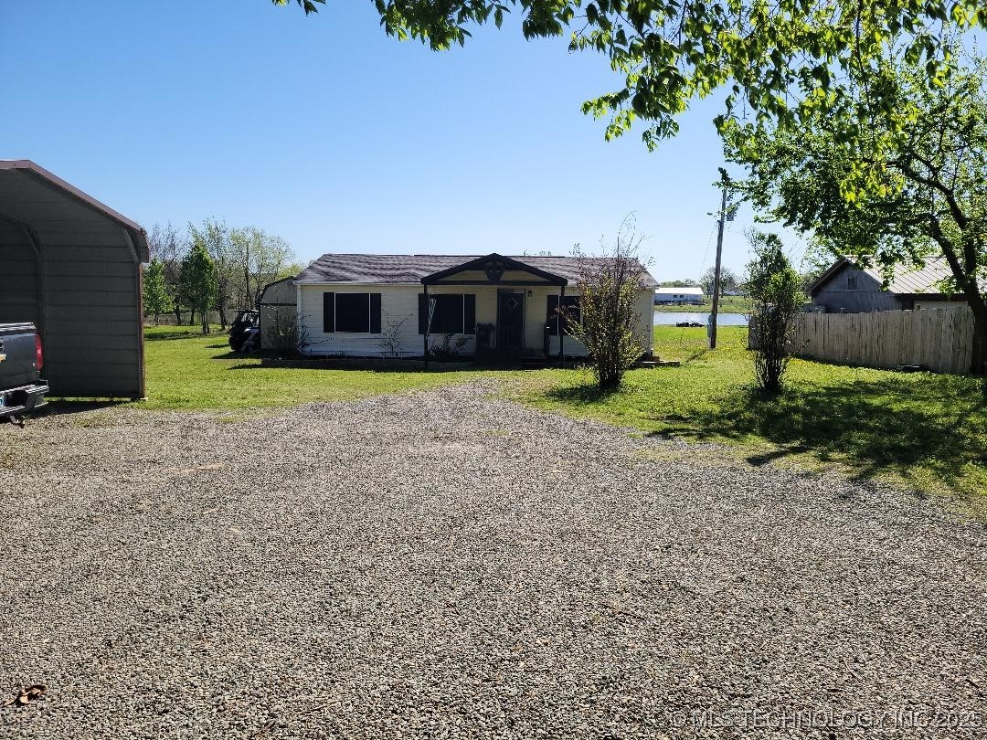 114495 S 4203 Road Property Photo 1