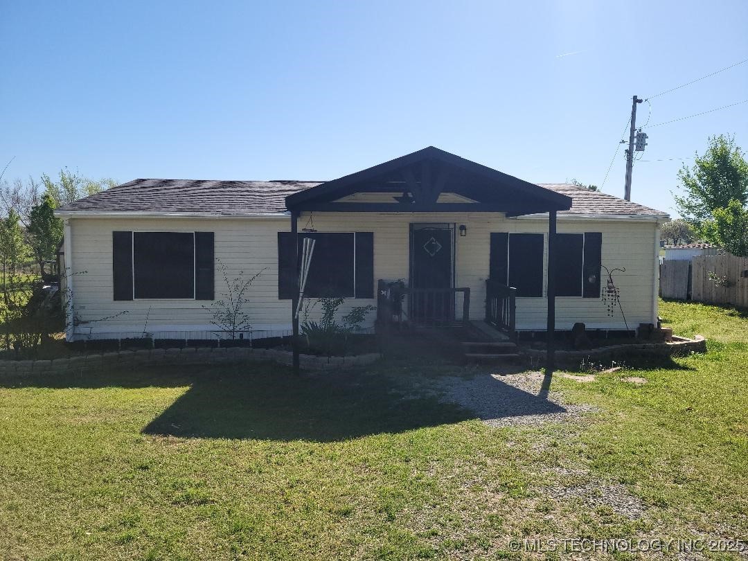 114495 S 4203 Road Property Photo 2