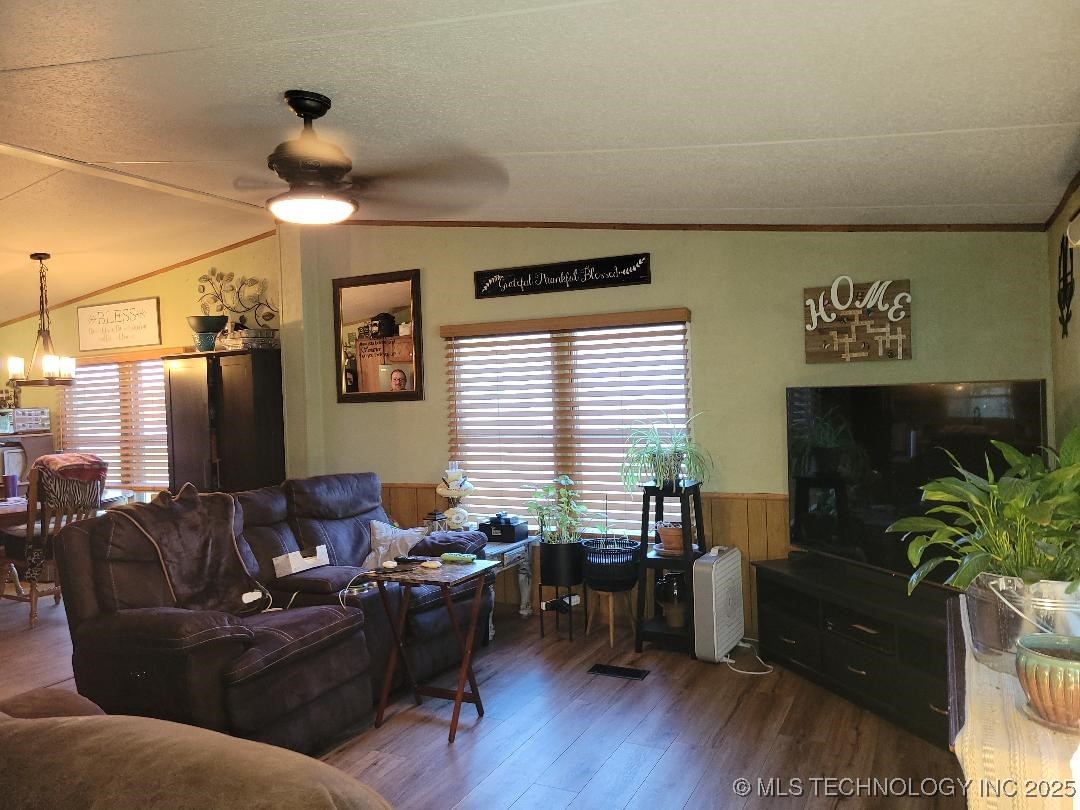 114495 S 4203 Road Property Photo 9