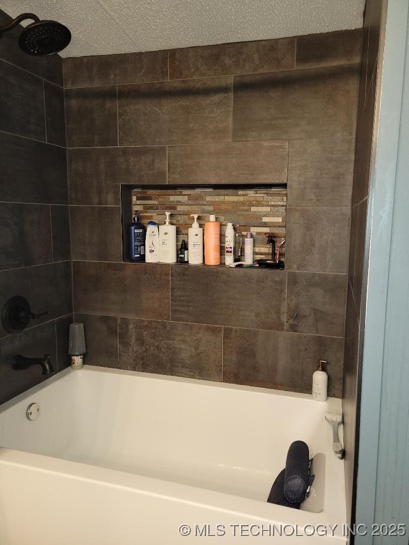 114495 S 4203 Road Property Photo 17