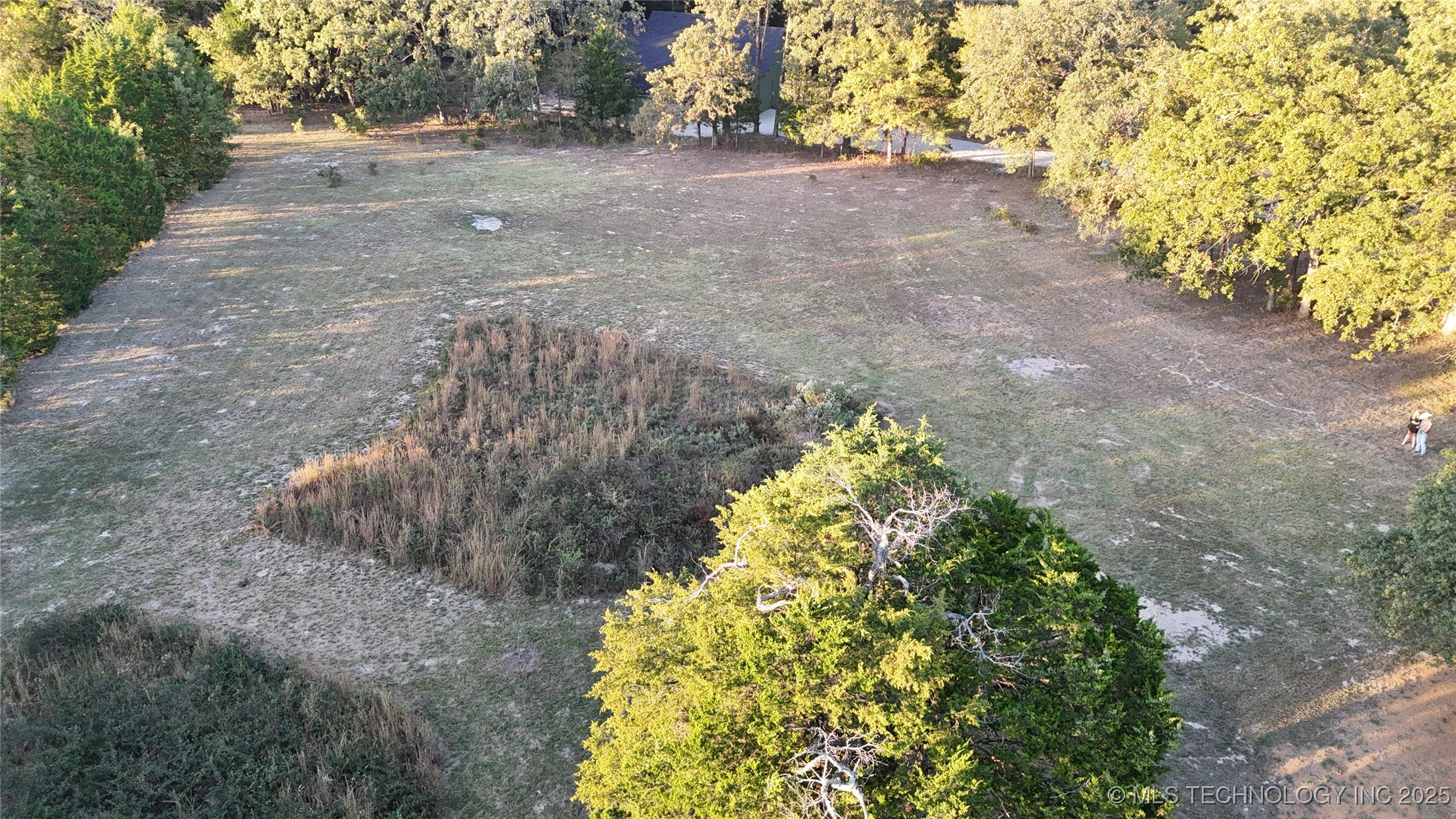 1429 Easy Property Photo 3