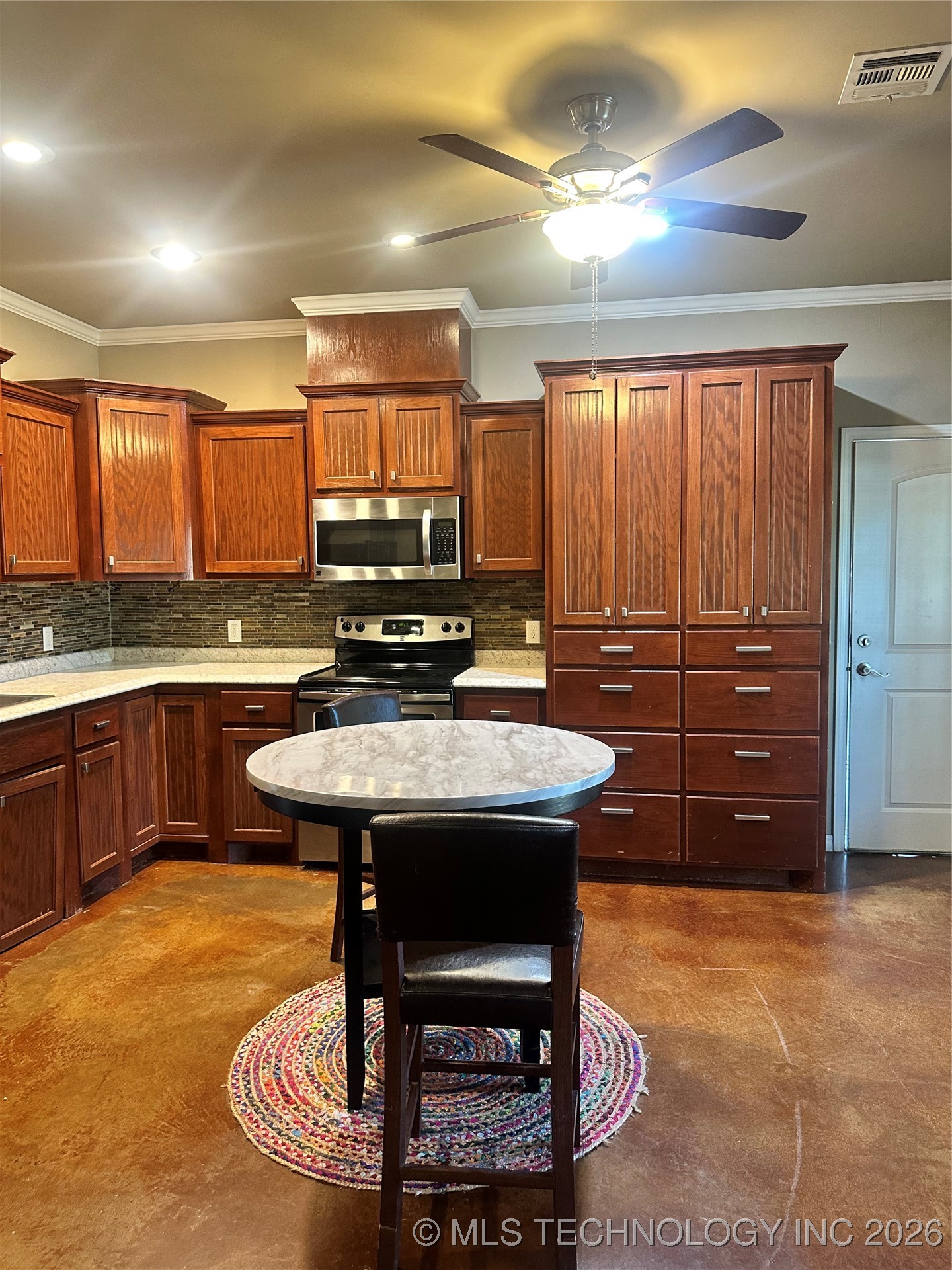 415664 E 1093 Road E Property Photo 4