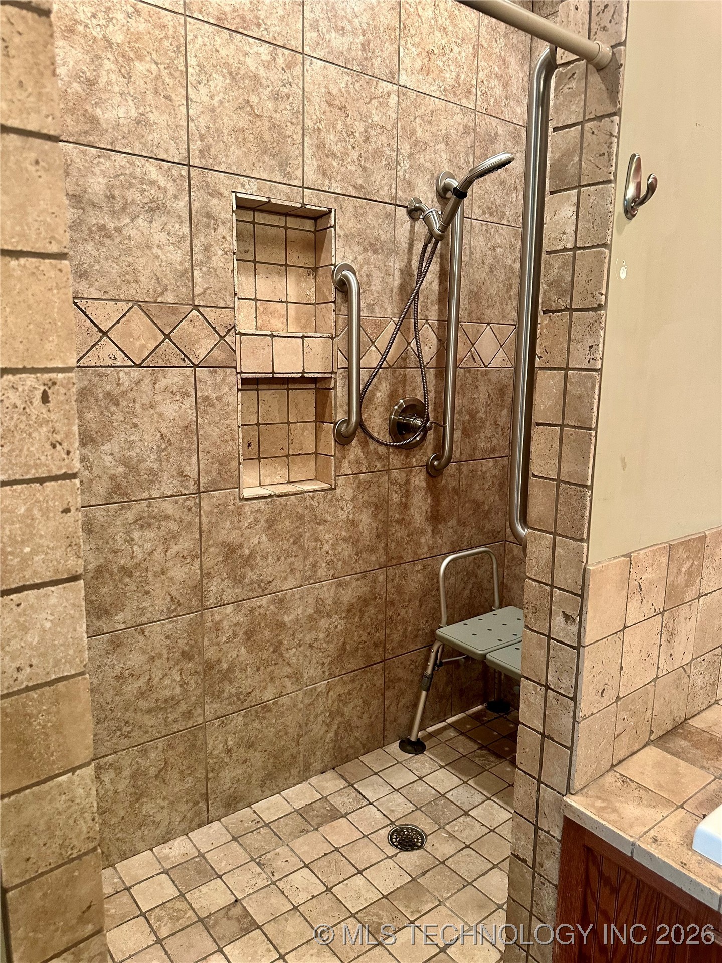 415664 E 1093 Road E Property Photo 18