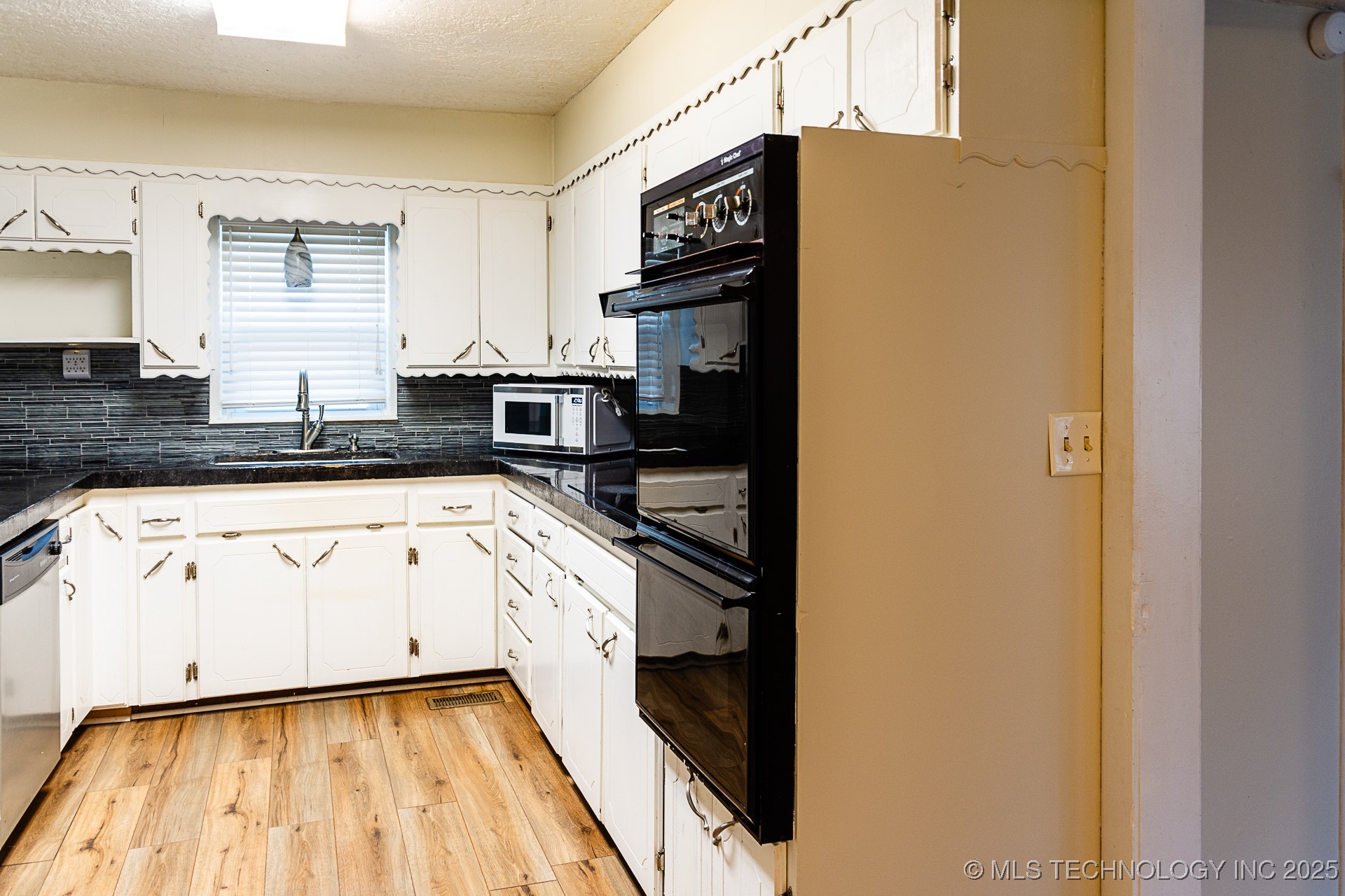 28360 Arbeka Road Property Photo 21