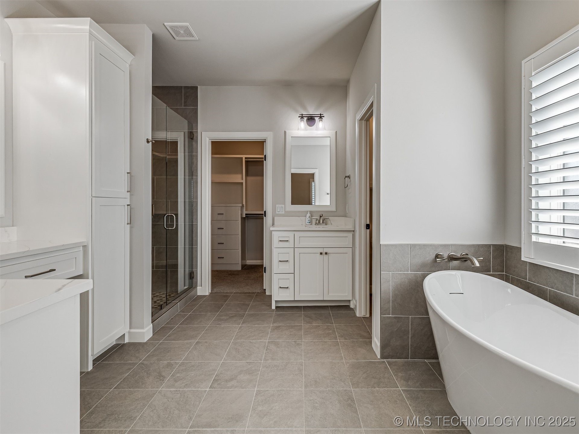 13634 S 20th Place E Property Photo 26