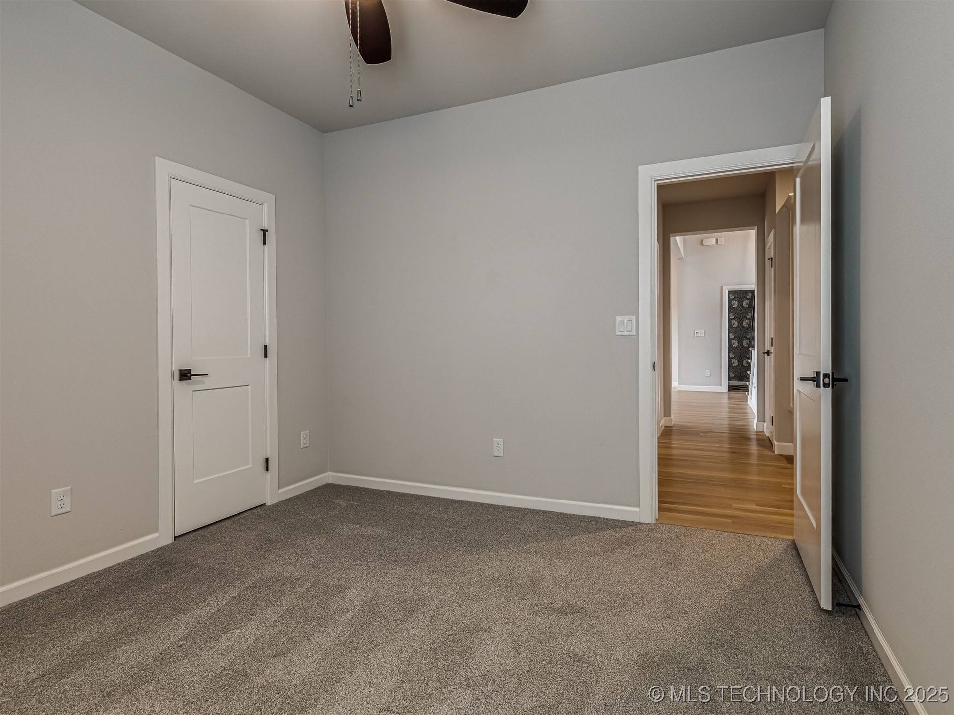 13634 S 20th Place E Property Photo 33