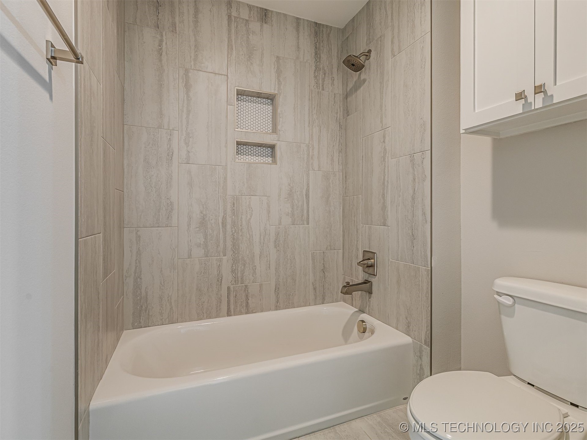 13634 S 20th Place E Property Photo 40