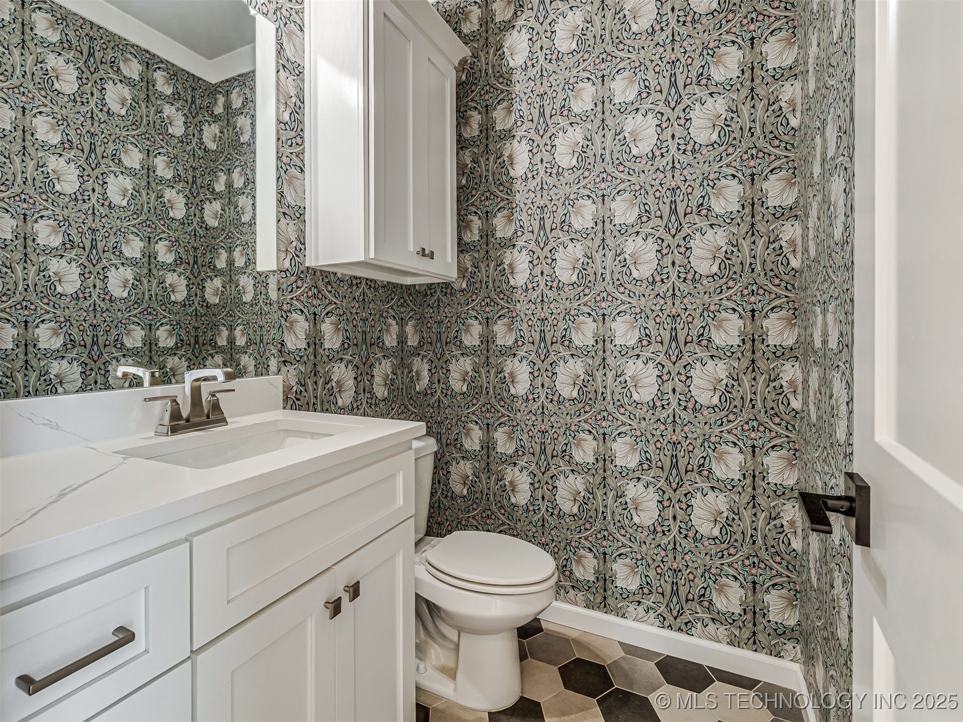 13634 S 20th Place E Property Photo 45