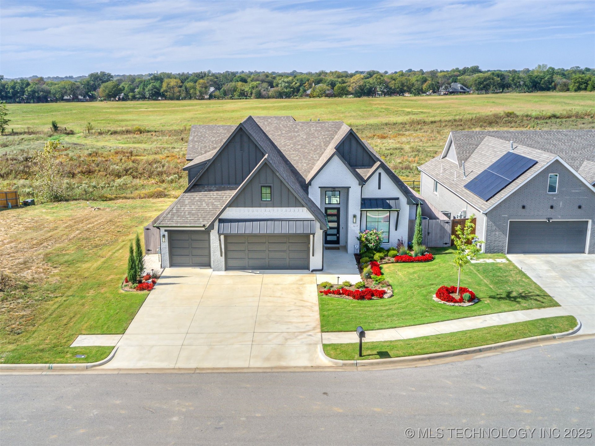 13634 S 20th Place E Property Photo 50