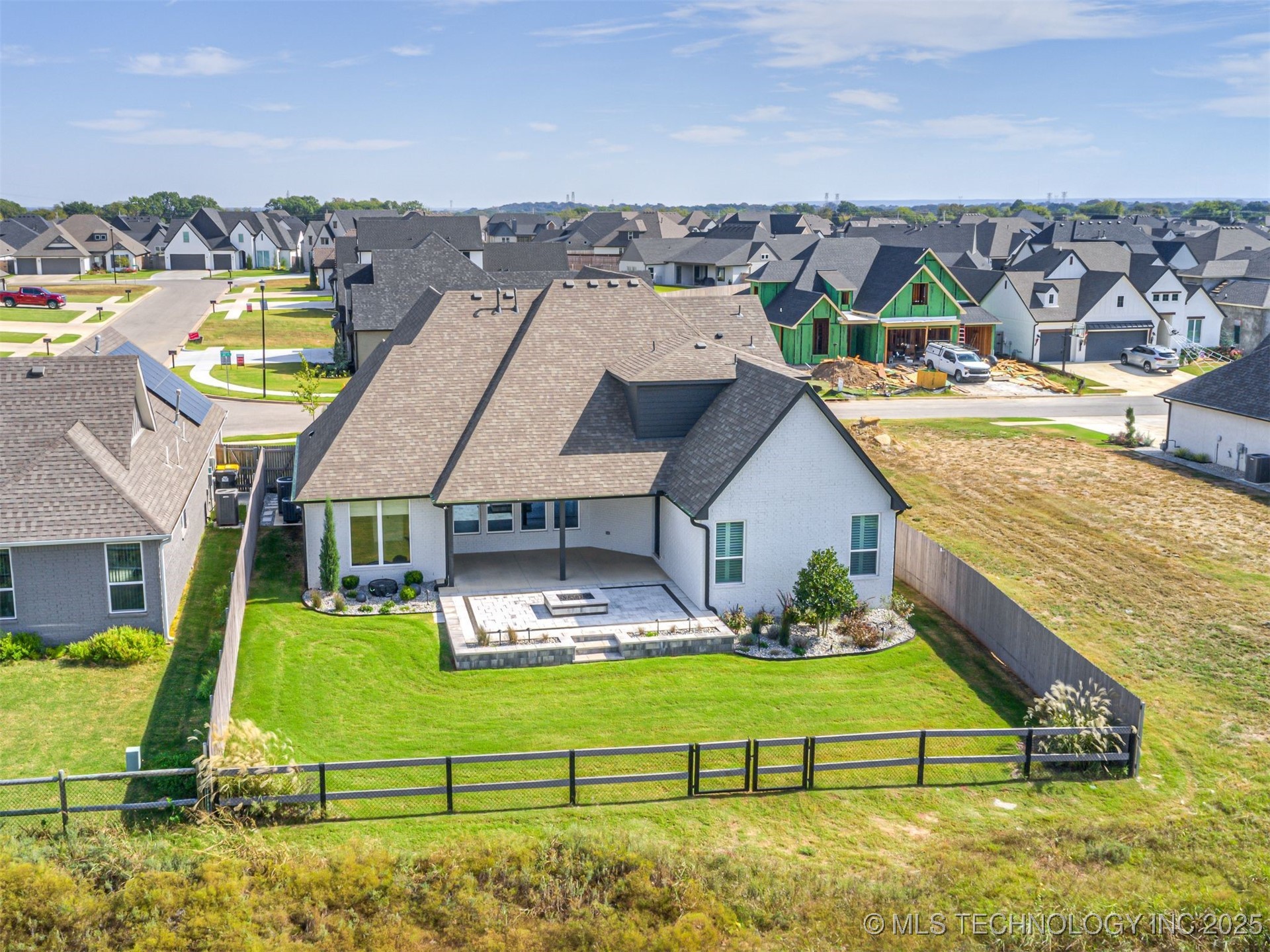 13634 S 20th Place E Property Photo 53