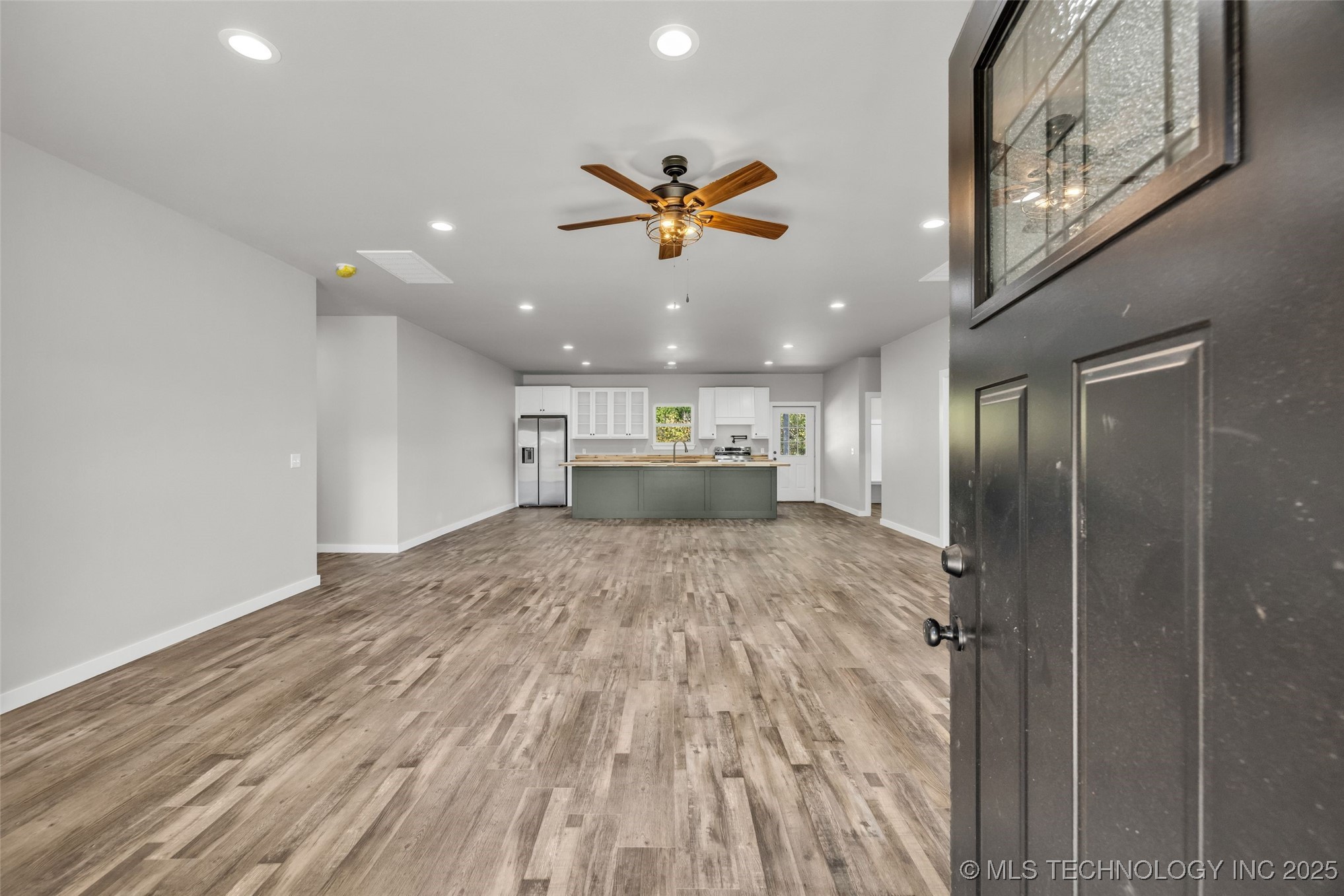 35761 W 101st Street S Property Photo 6