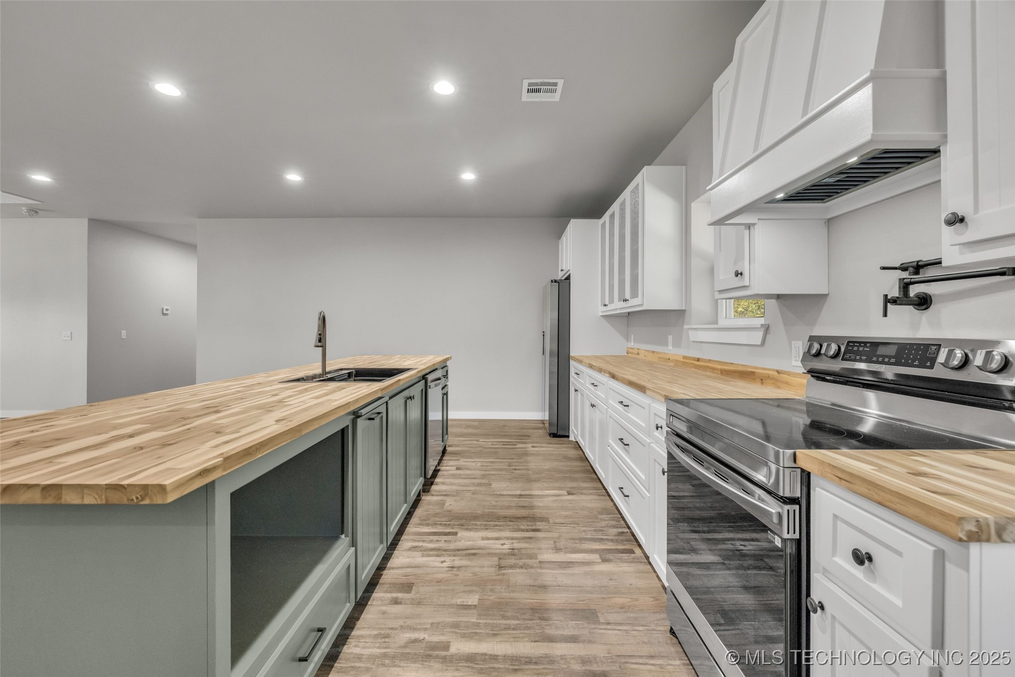 35761 W 101st Street S Property Photo 15